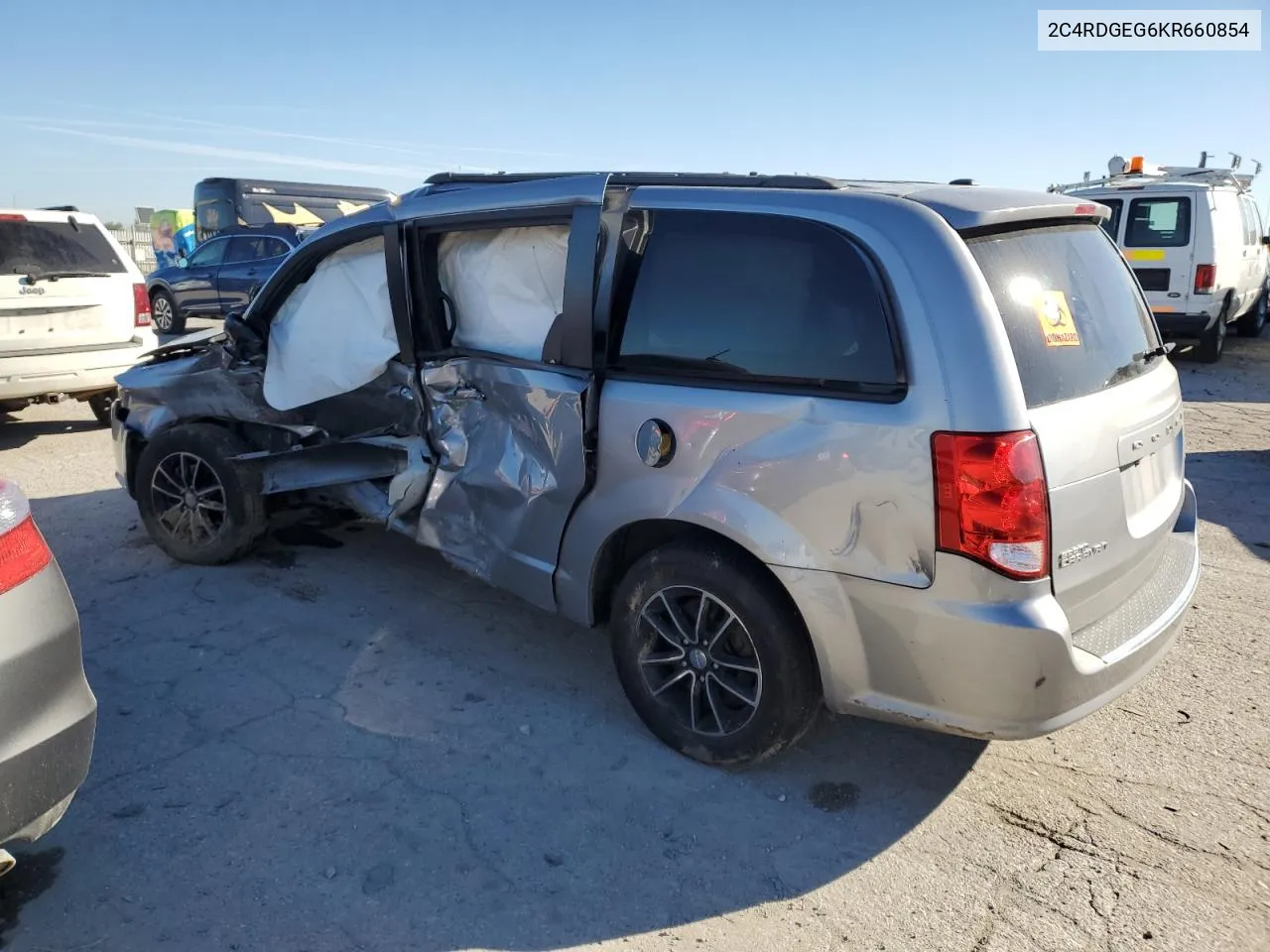 2C4RDGEG6KR660854 2019 Dodge Grand Caravan Gt