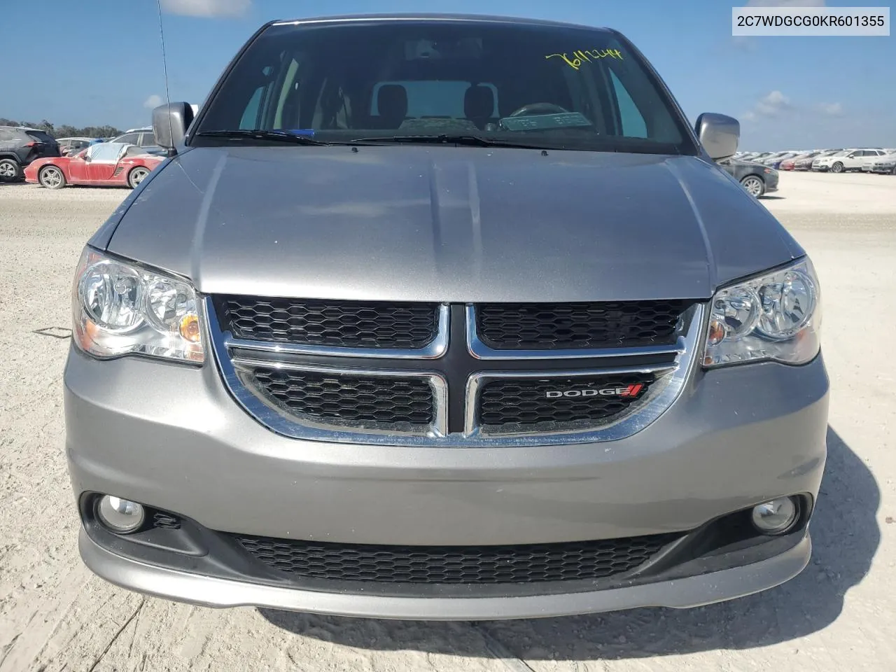 2C7WDGCG0KR601355 2019 Dodge Grand Caravan Sxt