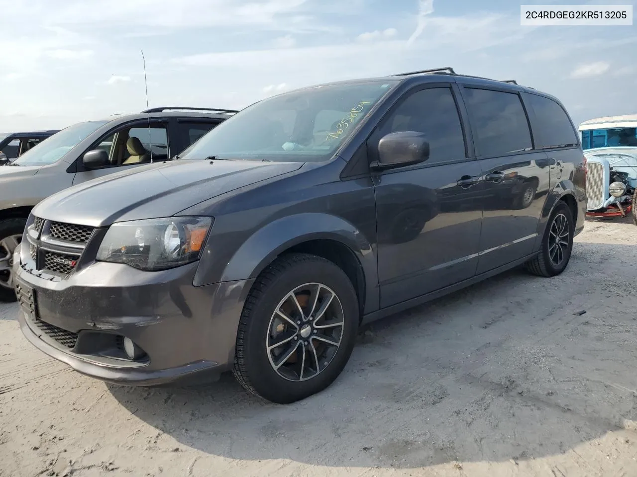 2019 Dodge Grand Caravan Gt VIN: 2C4RDGEG2KR513205 Lot: 76358154