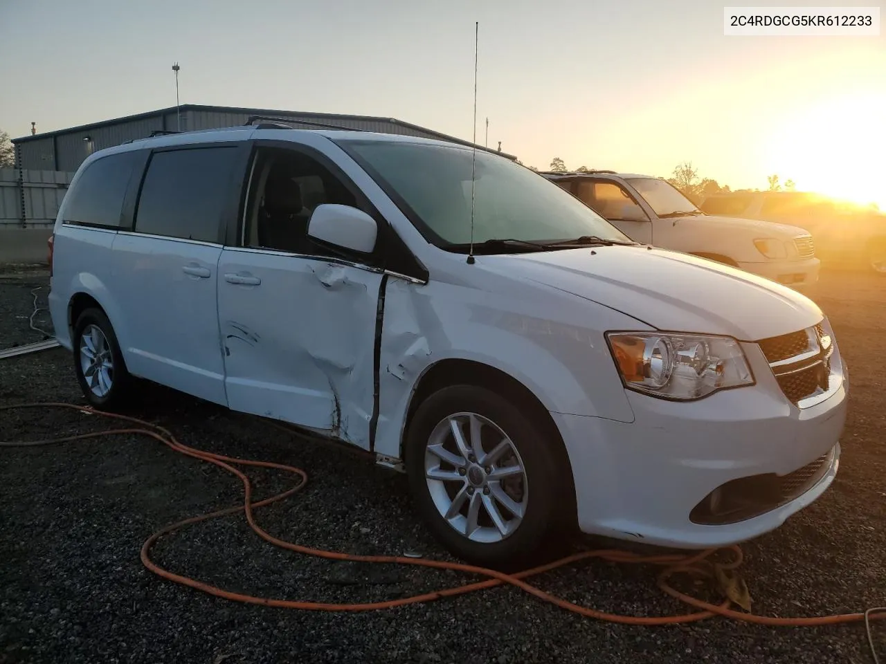 2019 Dodge Grand Caravan Sxt VIN: 2C4RDGCG5KR612233 Lot: 76683714