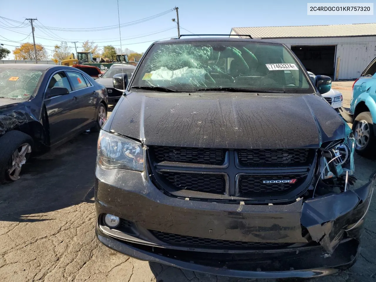 2019 Dodge Grand Caravan Sxt VIN: 2C4RDGCG1KR757320 Lot: 77463374