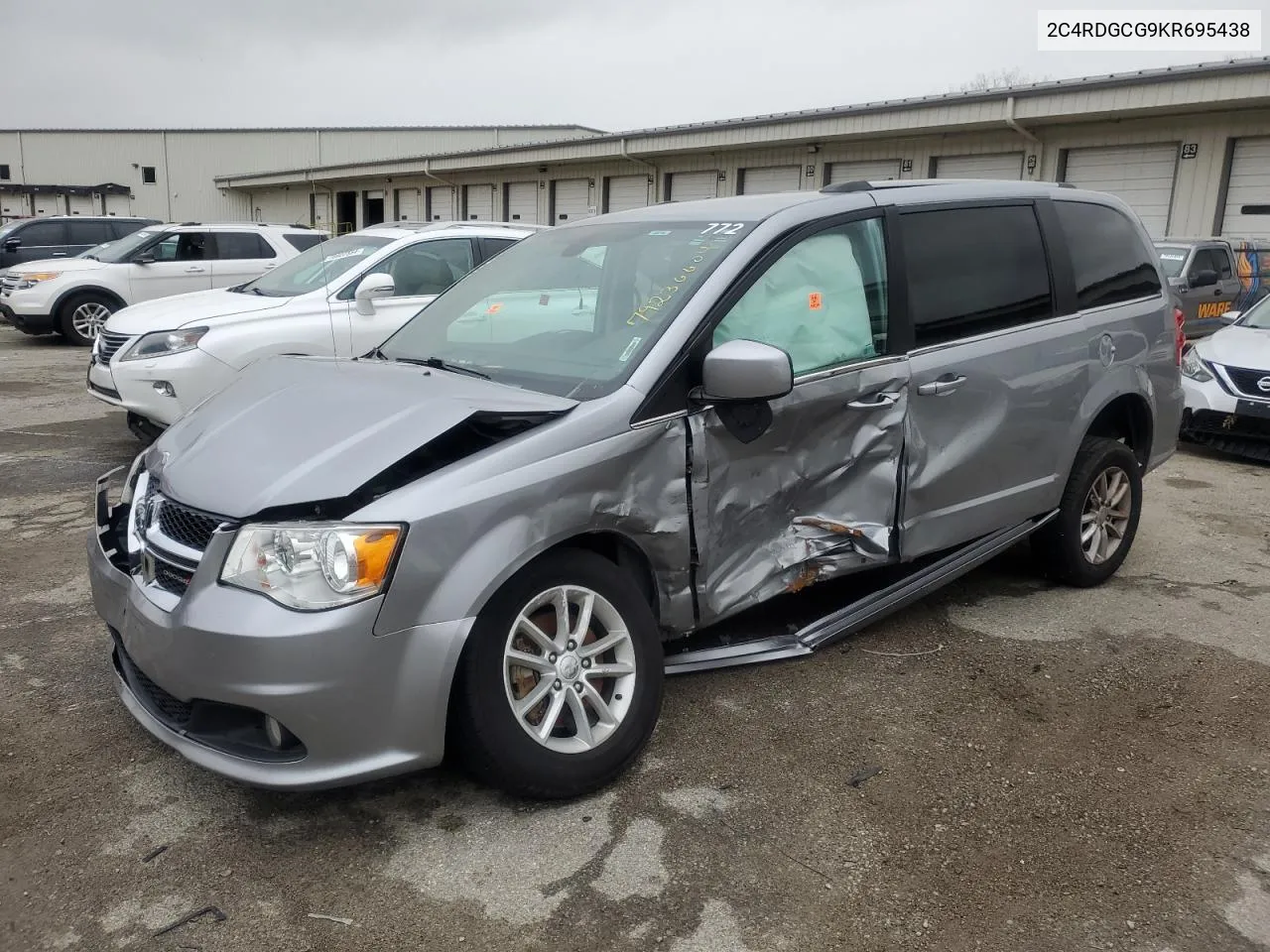 2019 Dodge Grand Caravan Sxt VIN: 2C4RDGCG9KR695438 Lot: 79236604