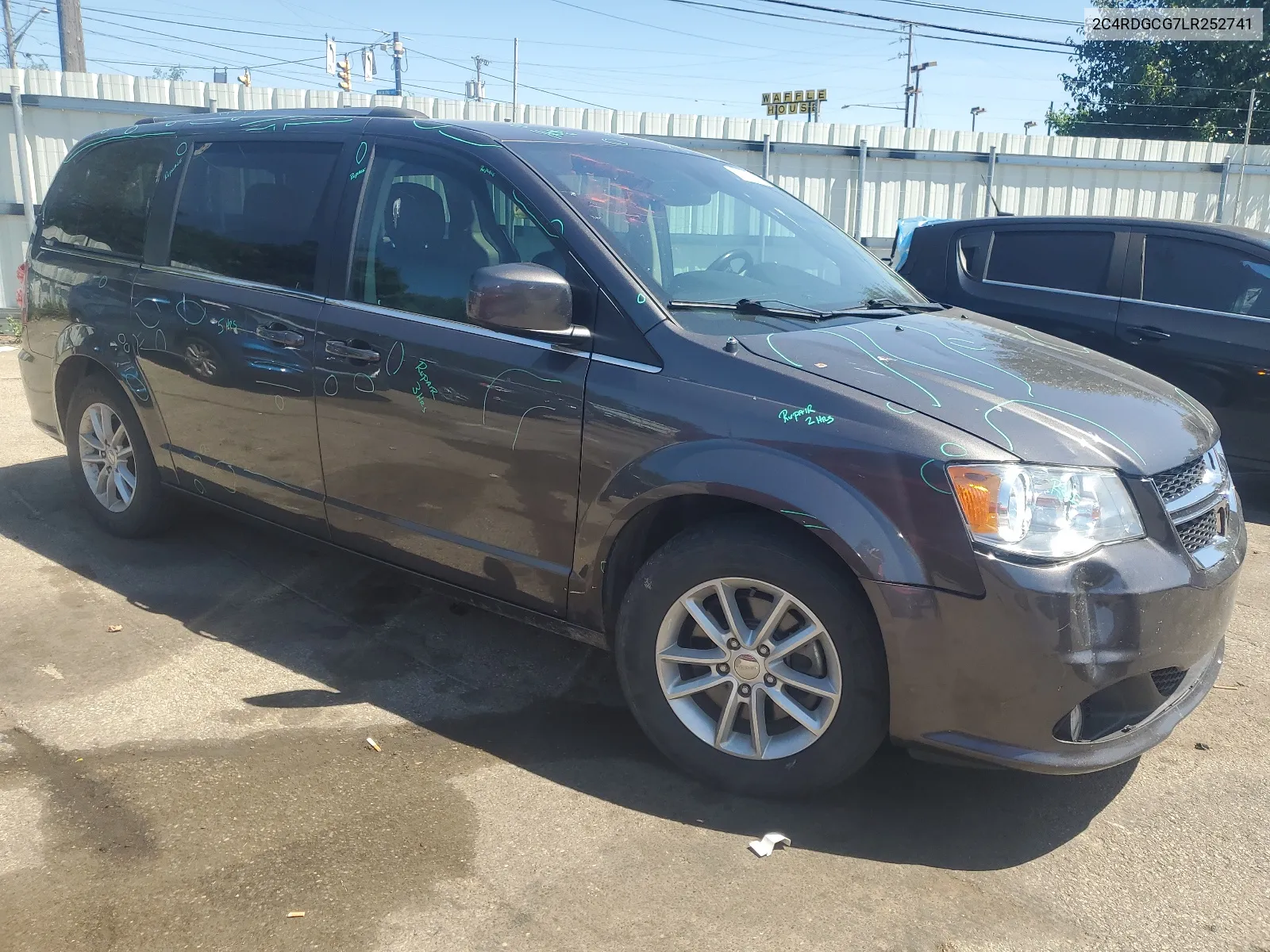 2020 Dodge Grand Caravan Sxt VIN: 2C4RDGCG7LR252741 Lot: 58694784