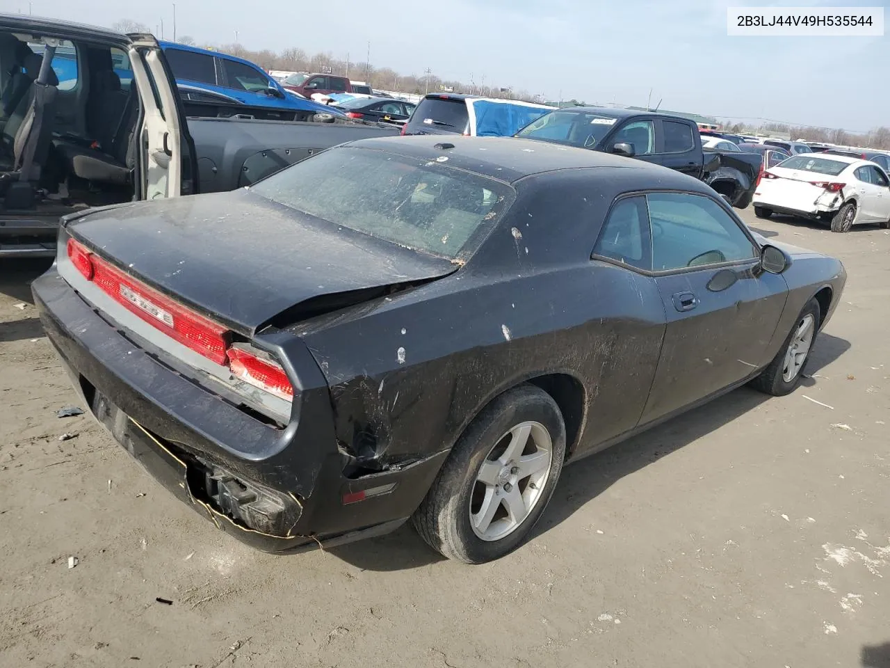 2009 Dodge Challenger Se VIN: 2B3LJ44V49H535544 Lot: 48692864