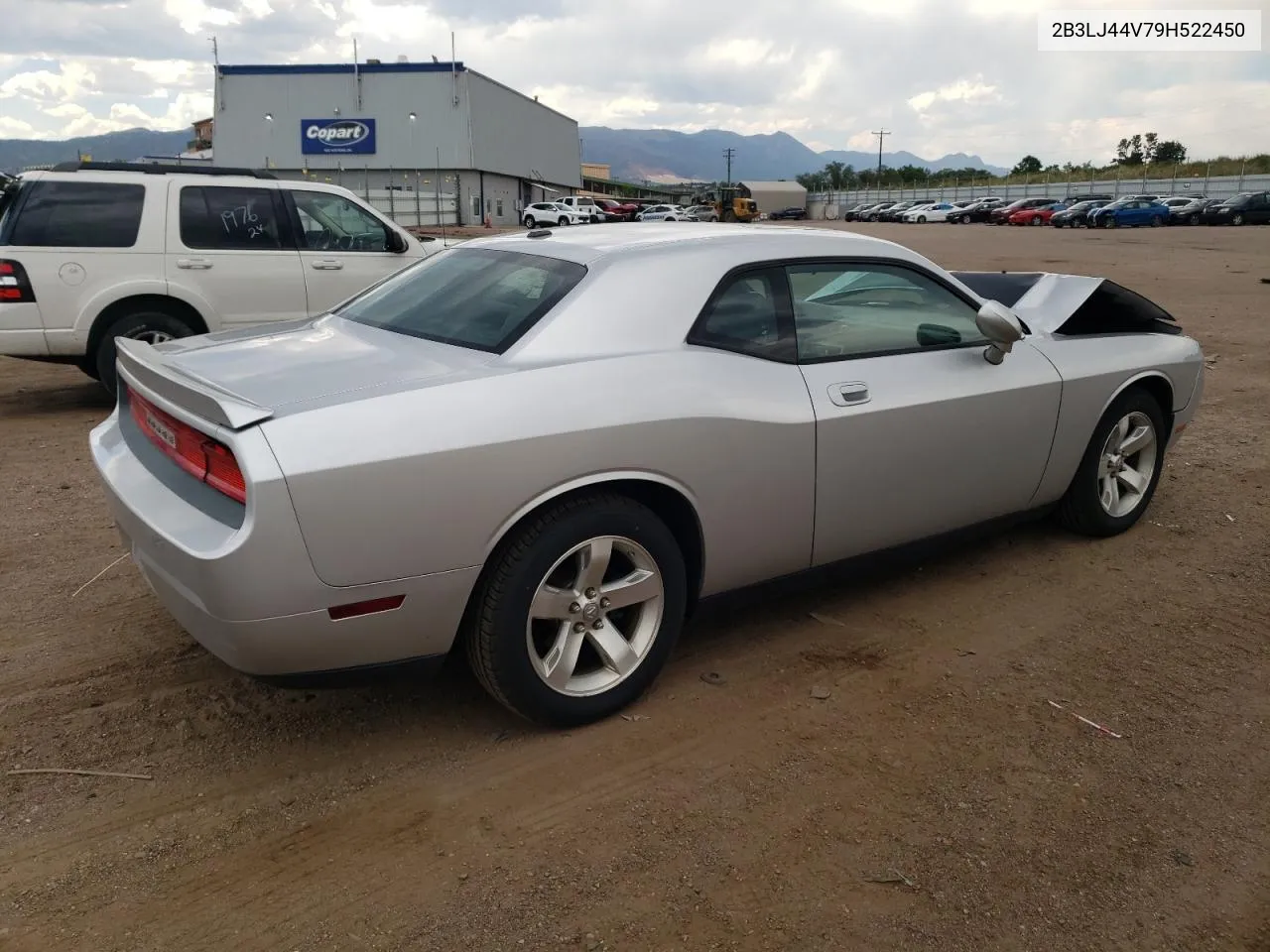 2B3LJ44V79H522450 2009 Dodge Challenger Se