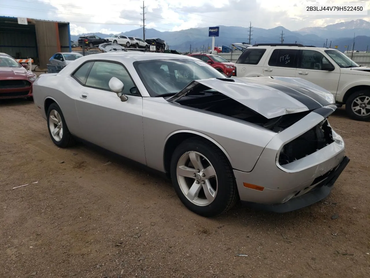 2B3LJ44V79H522450 2009 Dodge Challenger Se