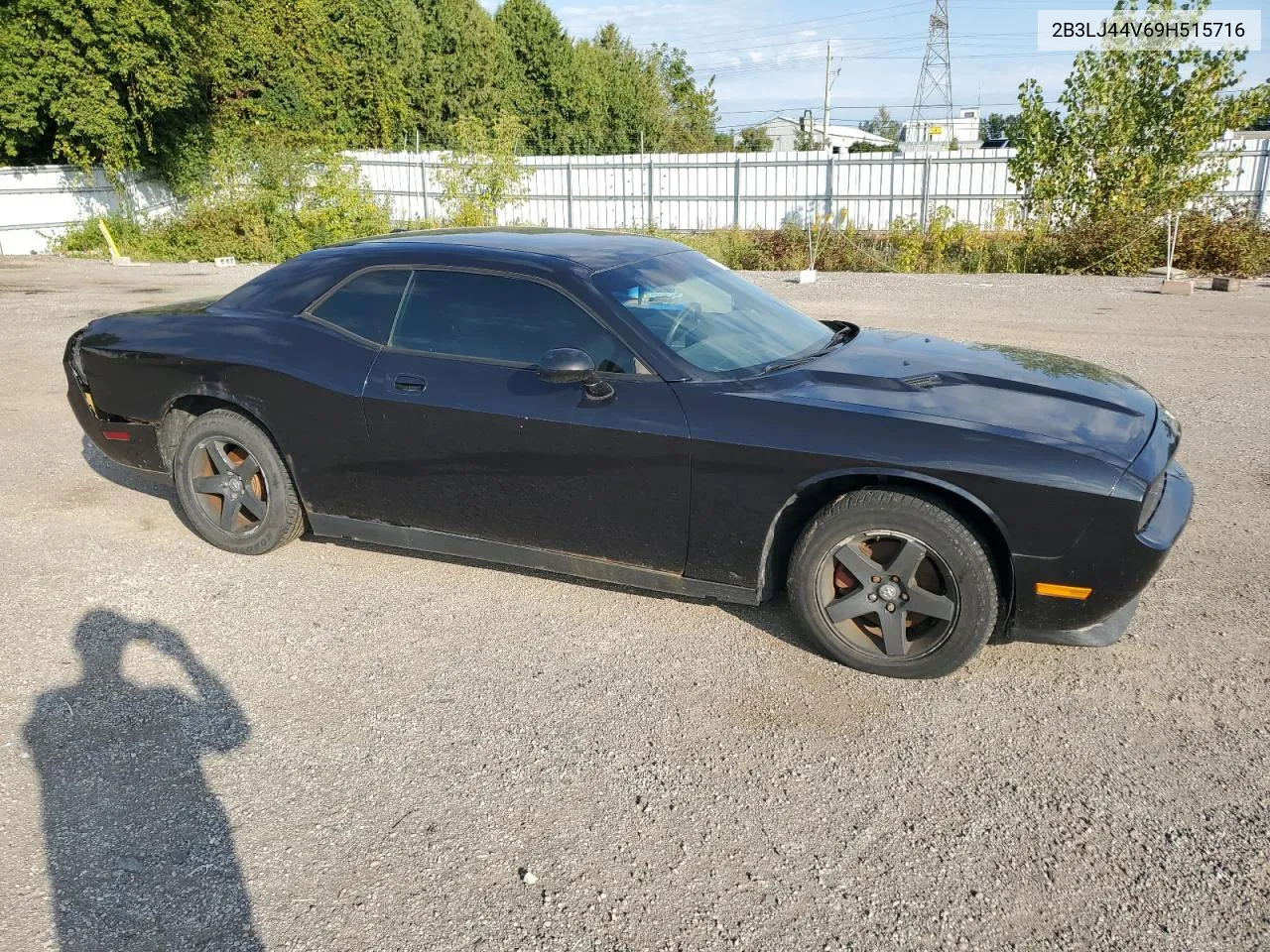 2009 Dodge Challenger Se VIN: 2B3LJ44V69H515716 Lot: 70335234