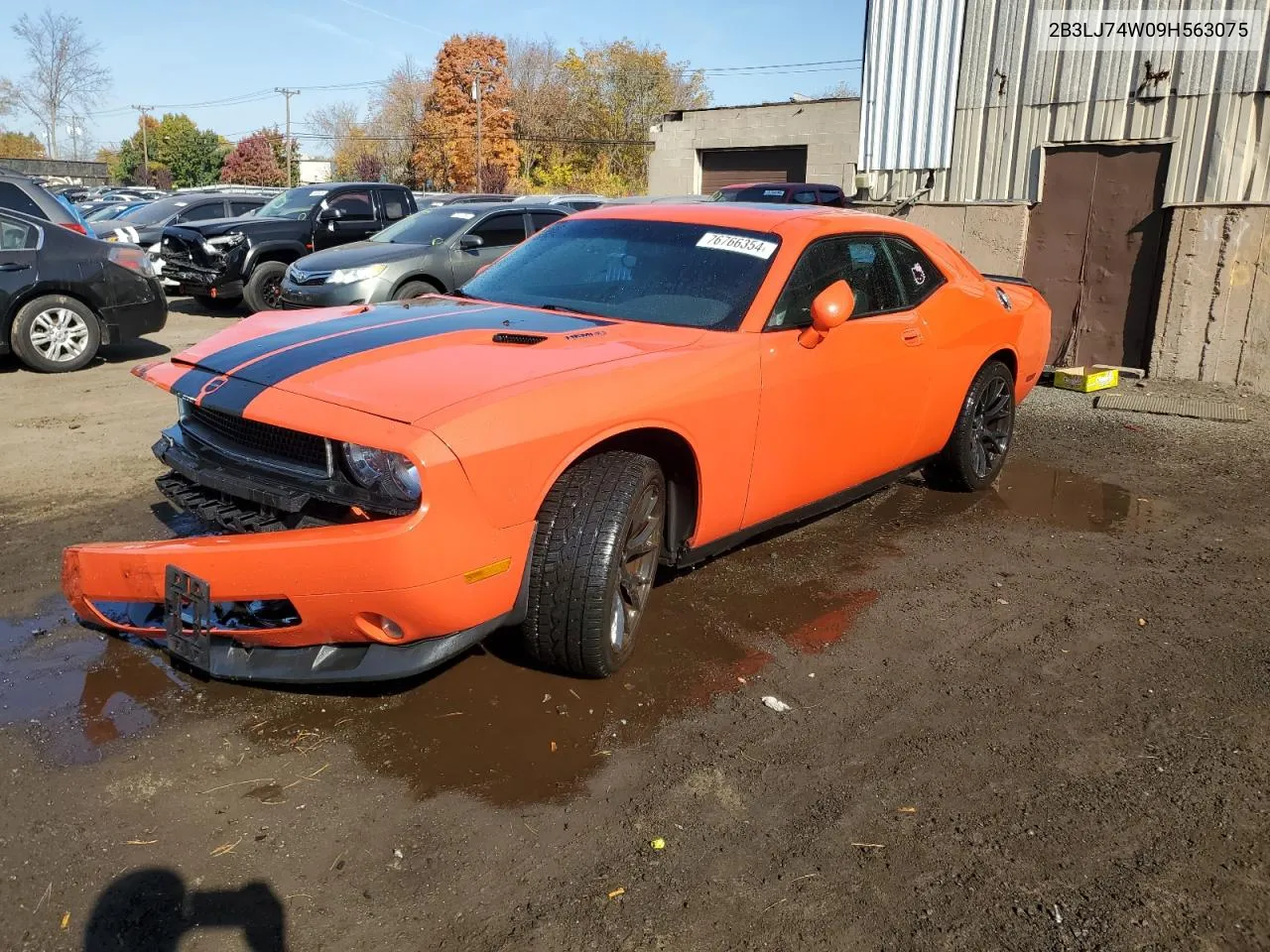 2009 Dodge Challenger Srt-8 VIN: 2B3LJ74W09H563075 Lot: 76766354