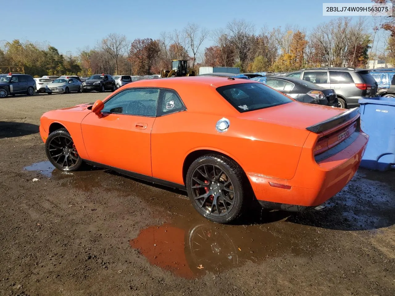 2009 Dodge Challenger Srt-8 VIN: 2B3LJ74W09H563075 Lot: 76766354