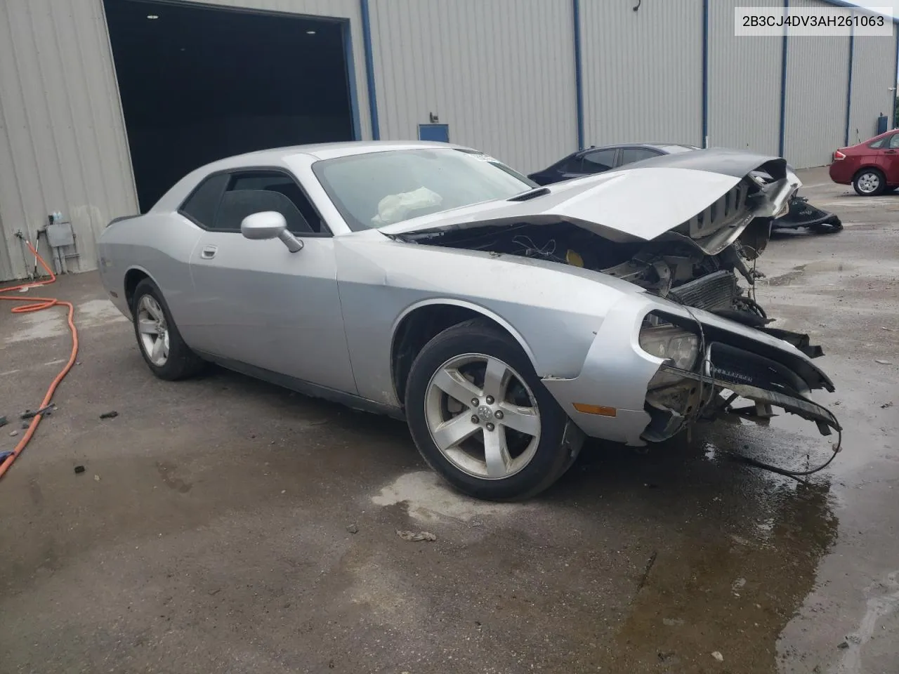 2B3CJ4DV3AH261063 2010 Dodge Challenger Se