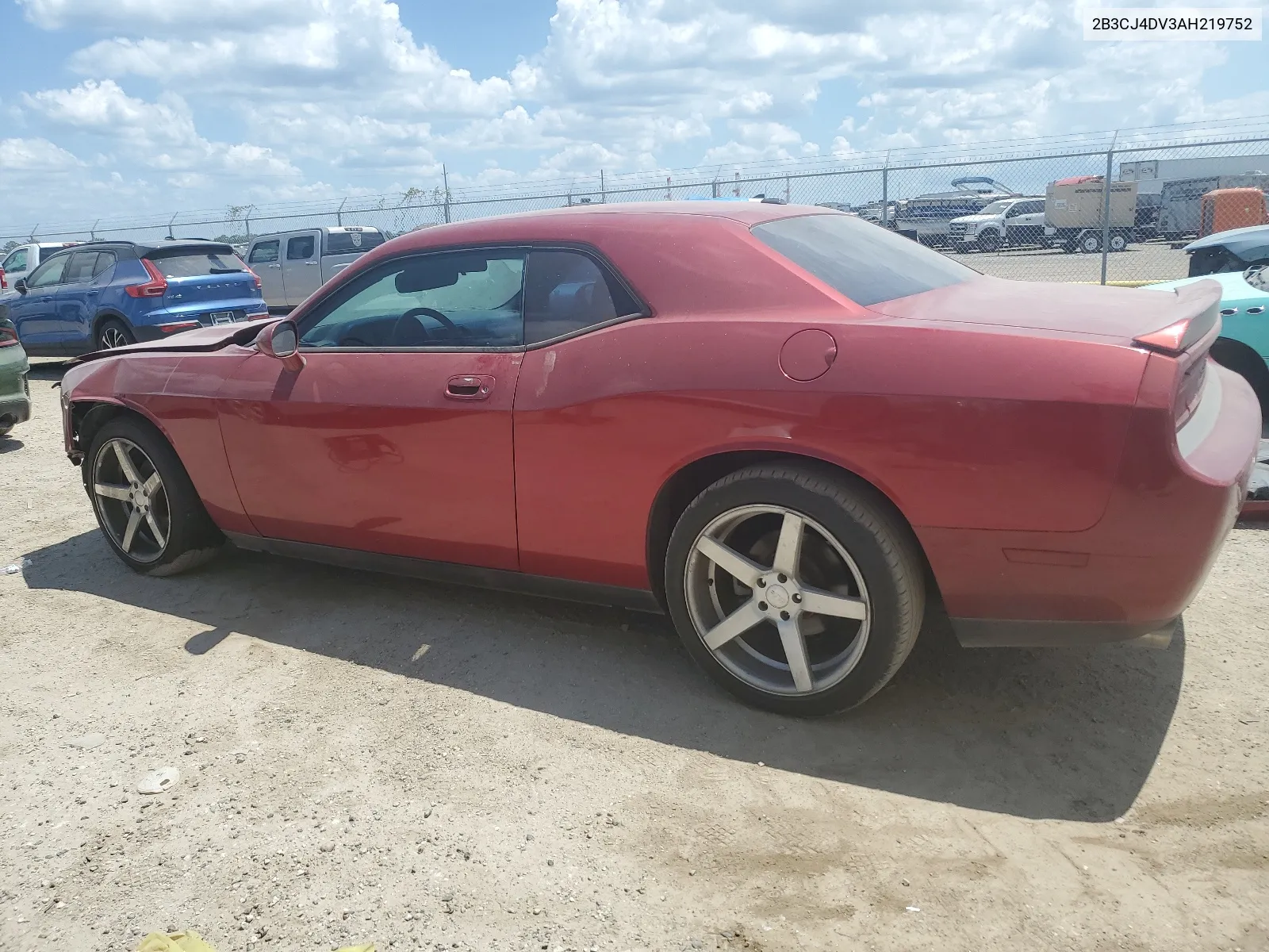 2B3CJ4DV3AH219752 2010 Dodge Challenger Se