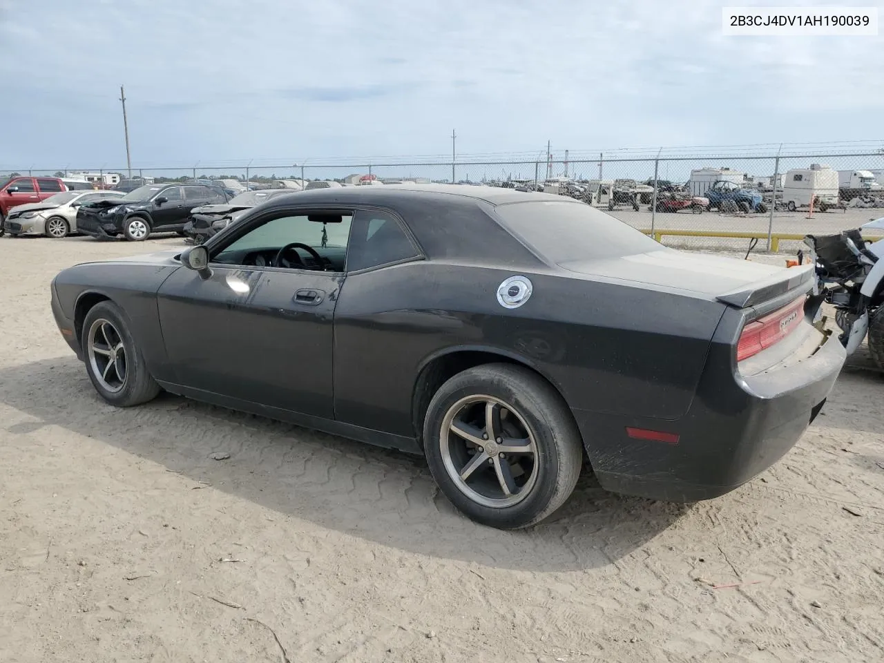 2B3CJ4DV1AH190039 2010 Dodge Challenger Se