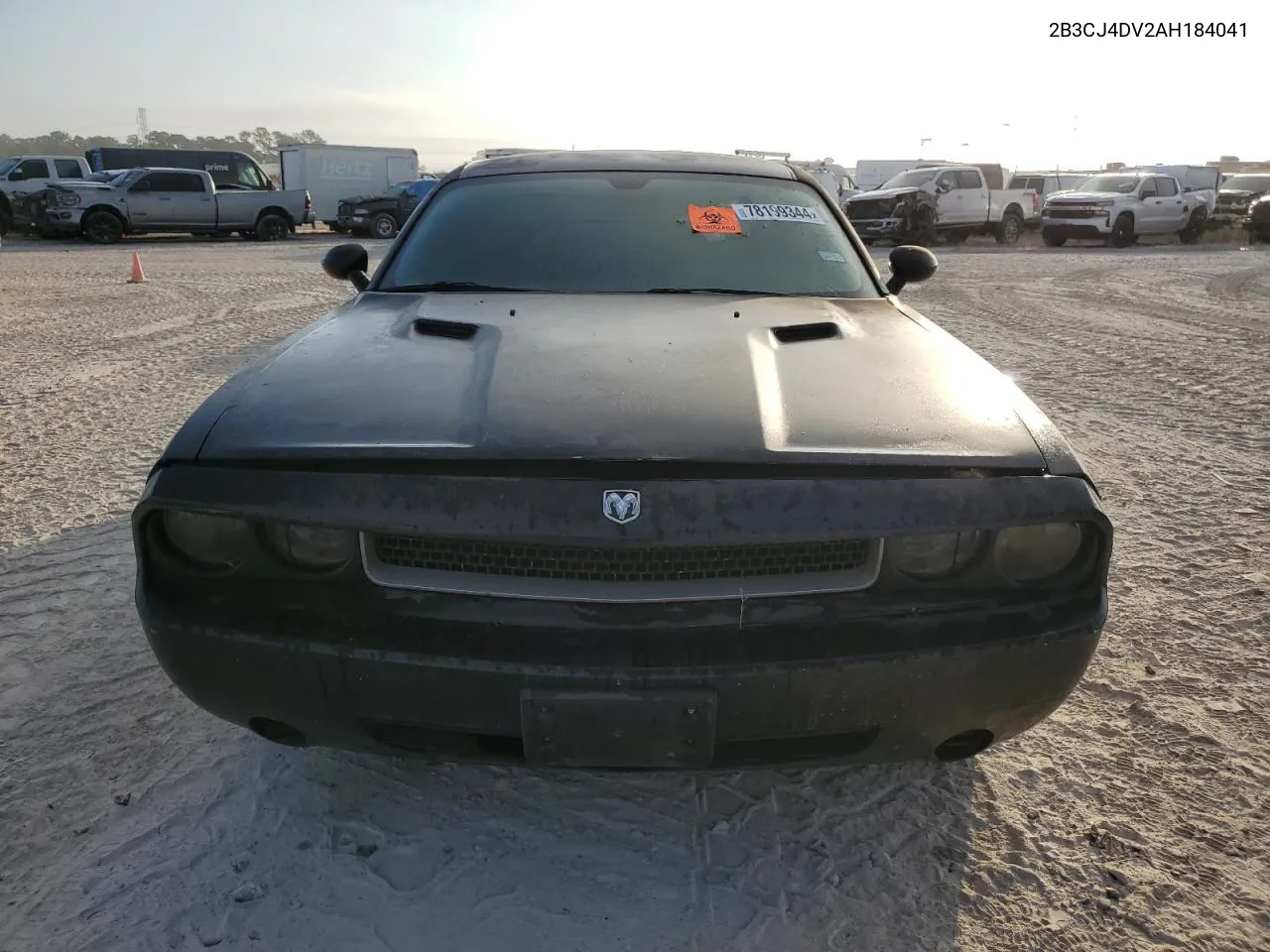 2B3CJ4DV2AH184041 2010 Dodge Challenger Se