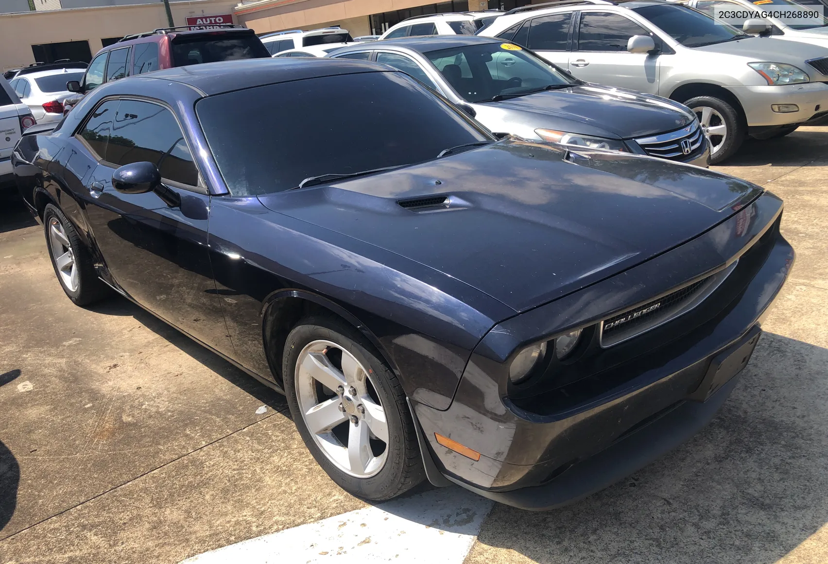 2C3CDYAG4CH268890 2012 Dodge Challenger Sxt