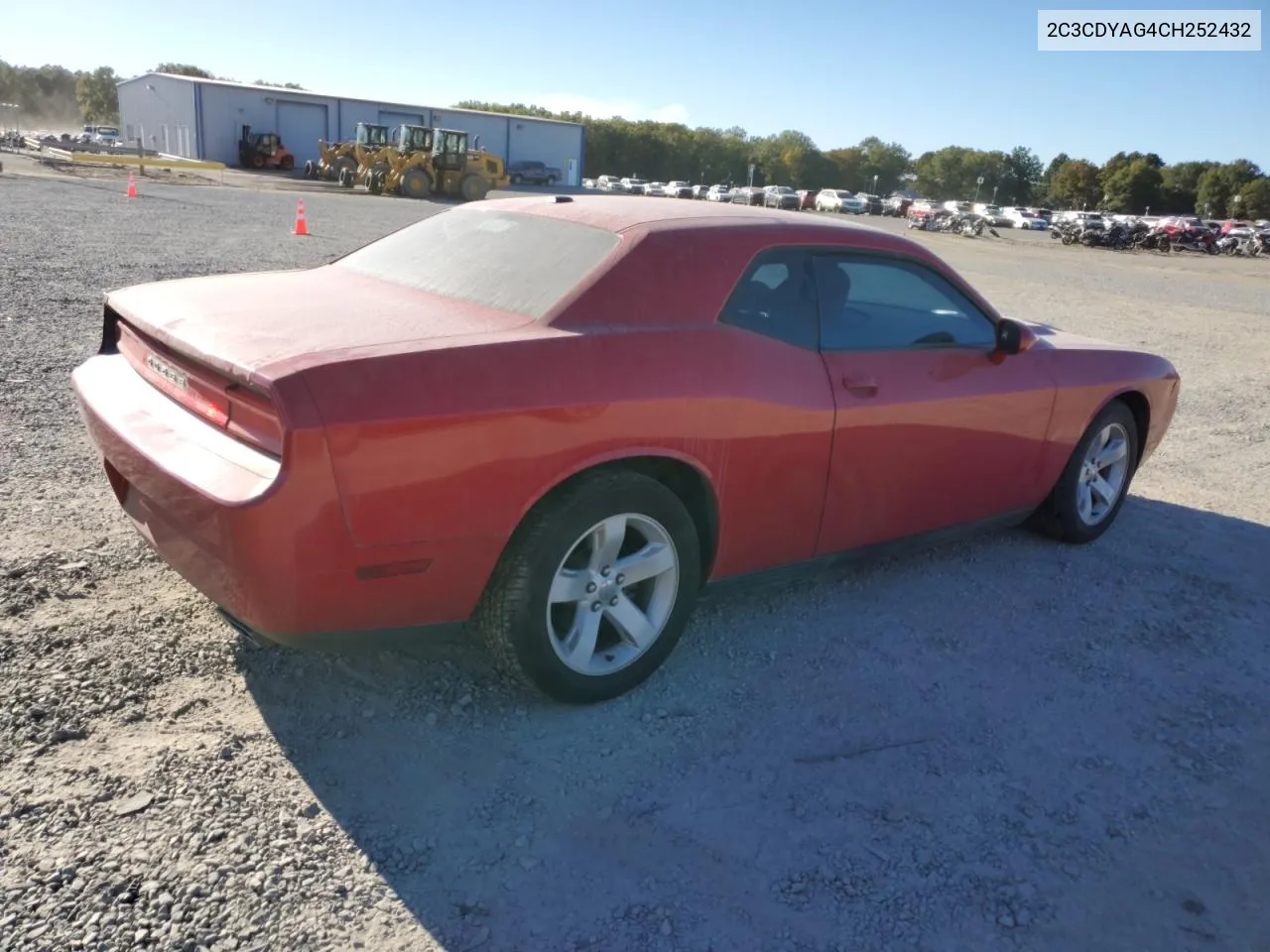 2C3CDYAG4CH252432 2012 Dodge Challenger Sxt