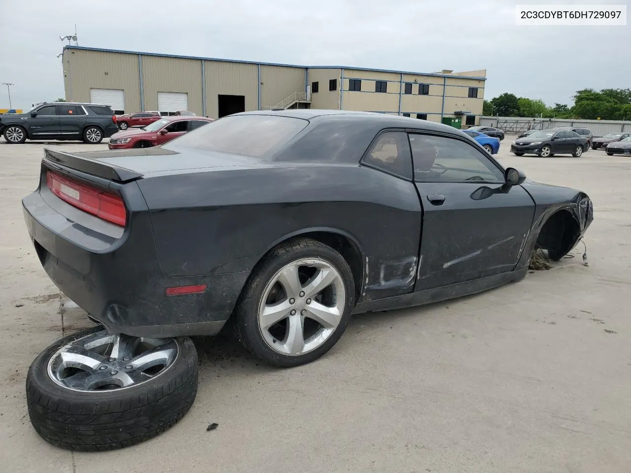 2013 Dodge Challenger R/T VIN: 2C3CDYBT6DH729097 Lot: 52572444