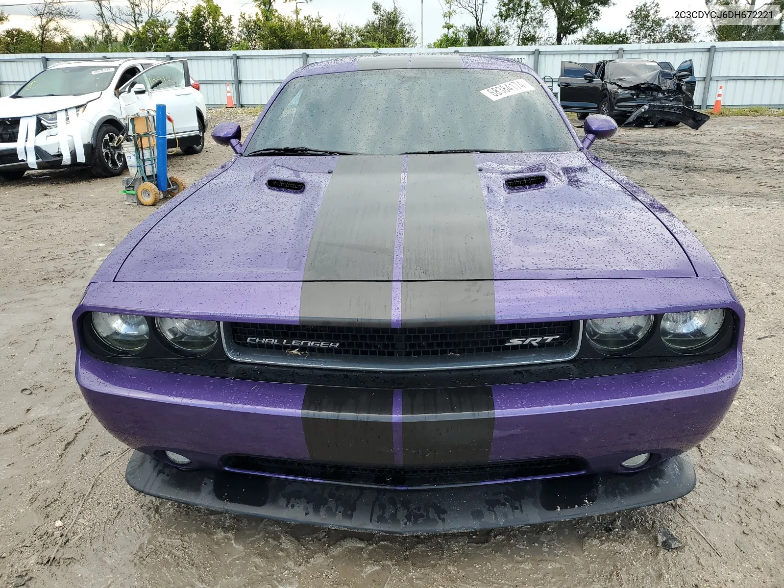 2013 Dodge Challenger Srt-8 VIN: 2C3CDYCJ6DH672221 Lot: 68384174