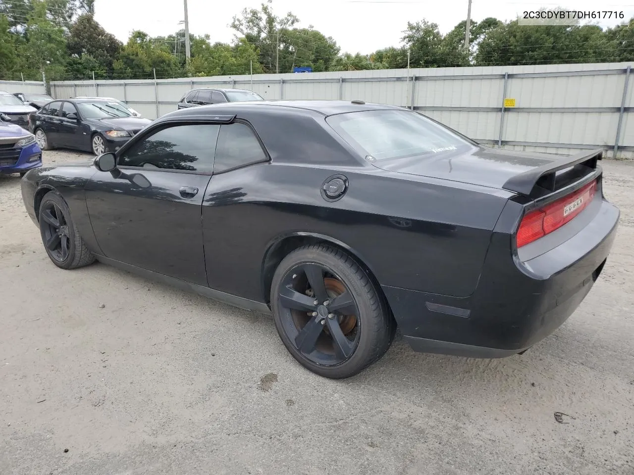 2013 Dodge Challenger R/T VIN: 2C3CDYBT7DH617716 Lot: 68703334