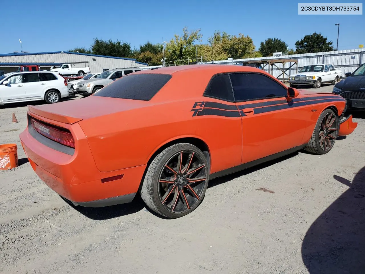 2013 Dodge Challenger R/T VIN: 2C3CDYBT3DH733754 Lot: 70415354