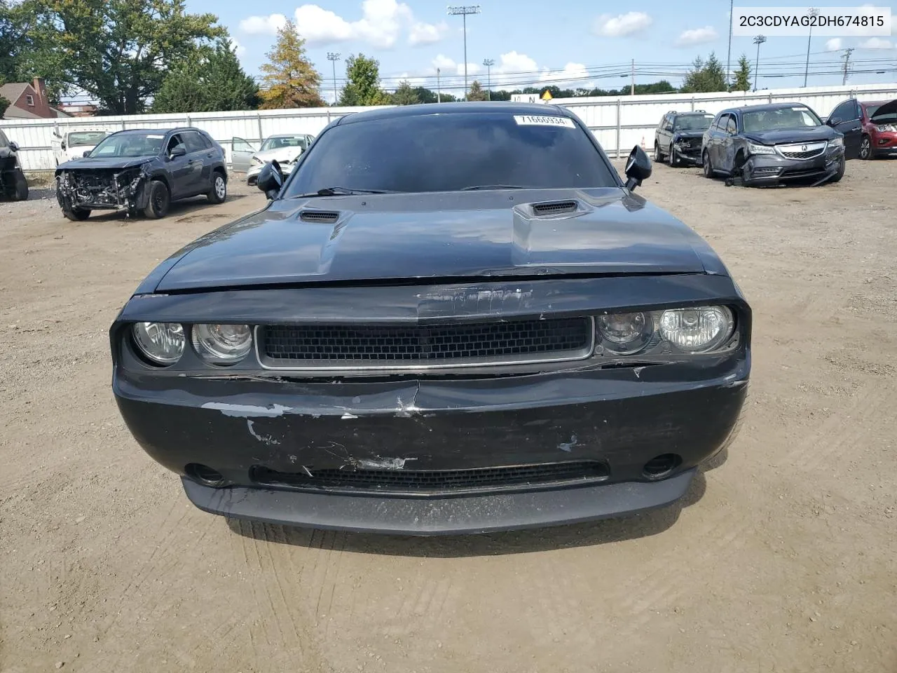 2013 Dodge Challenger Sxt VIN: 2C3CDYAG2DH674815 Lot: 71666934