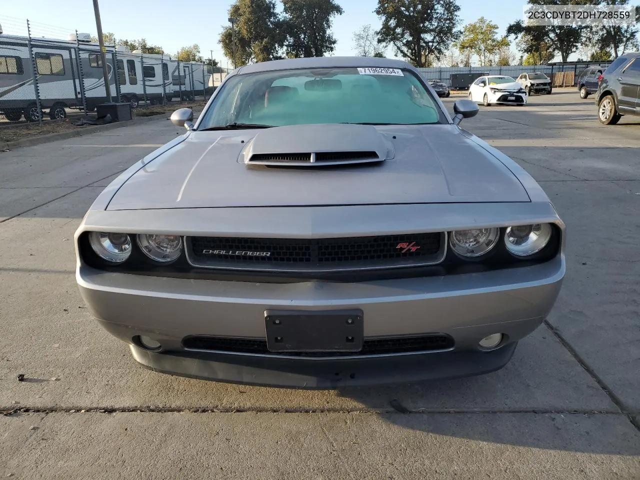 2013 Dodge Challenger R/T VIN: 2C3CDYBT2DH728559 Lot: 71962954