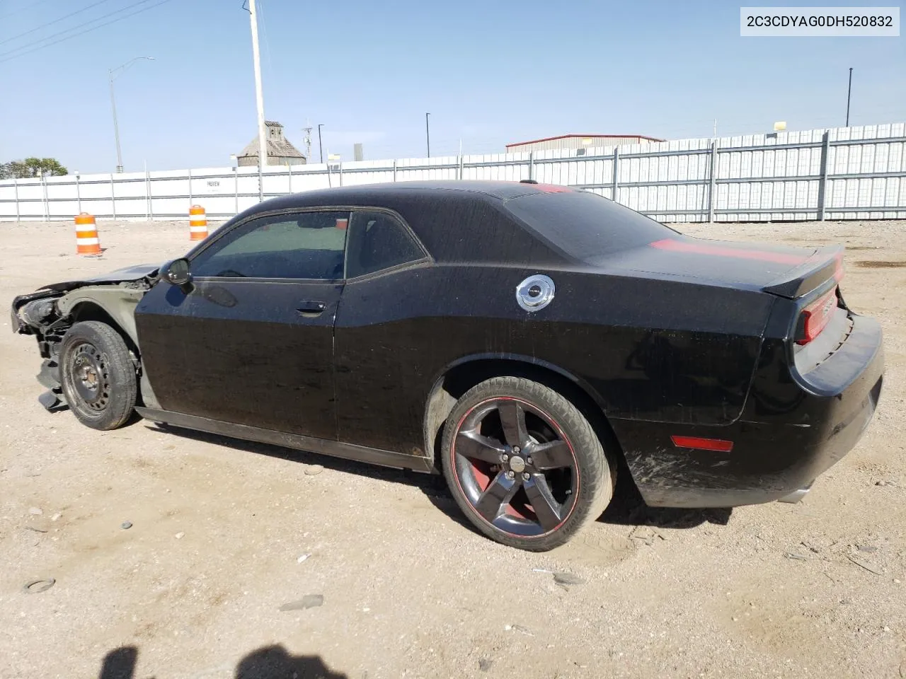 2C3CDYAG0DH520832 2013 Dodge Challenger Sxt