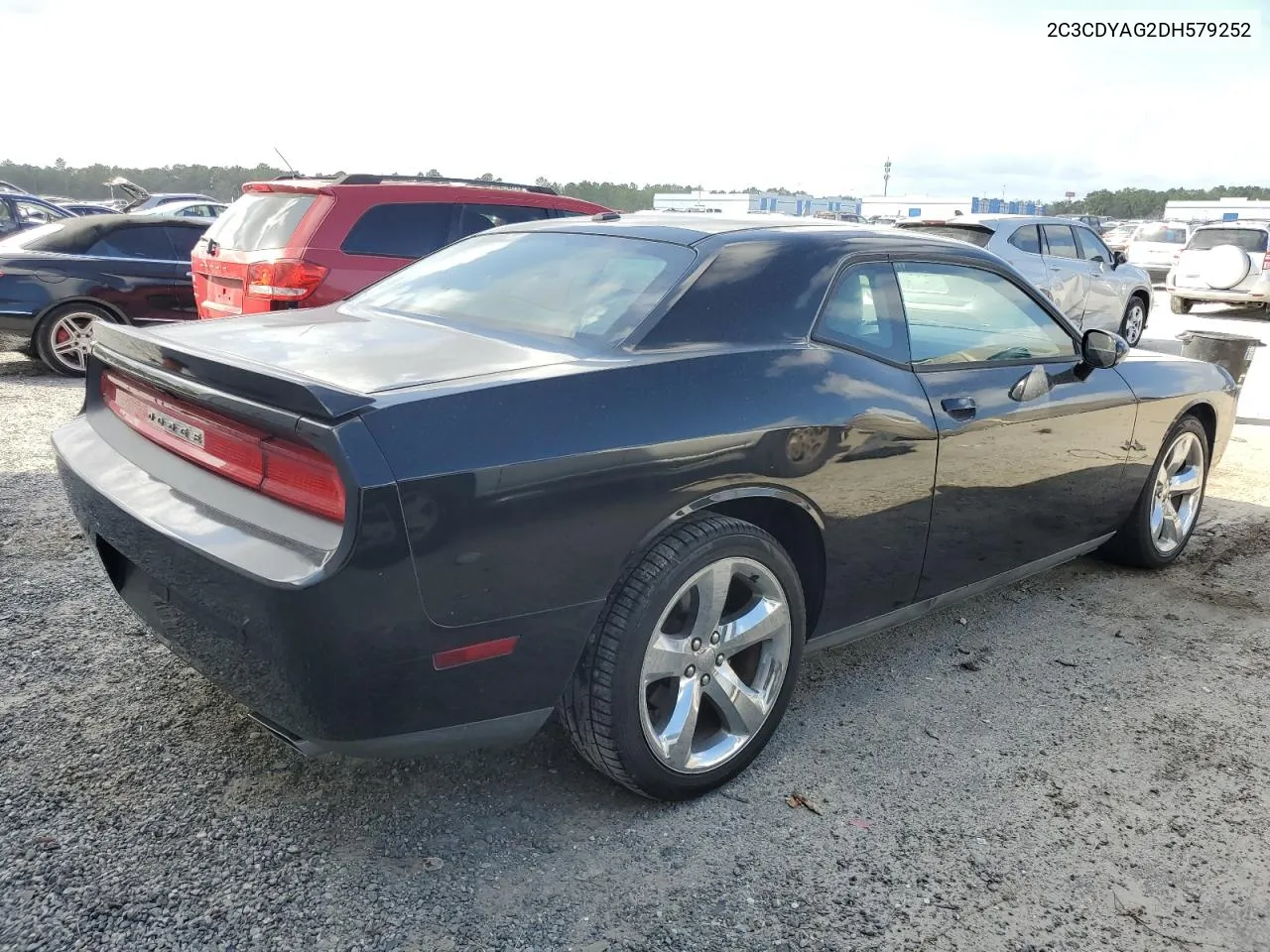 2C3CDYAG2DH579252 2013 Dodge Challenger Sxt