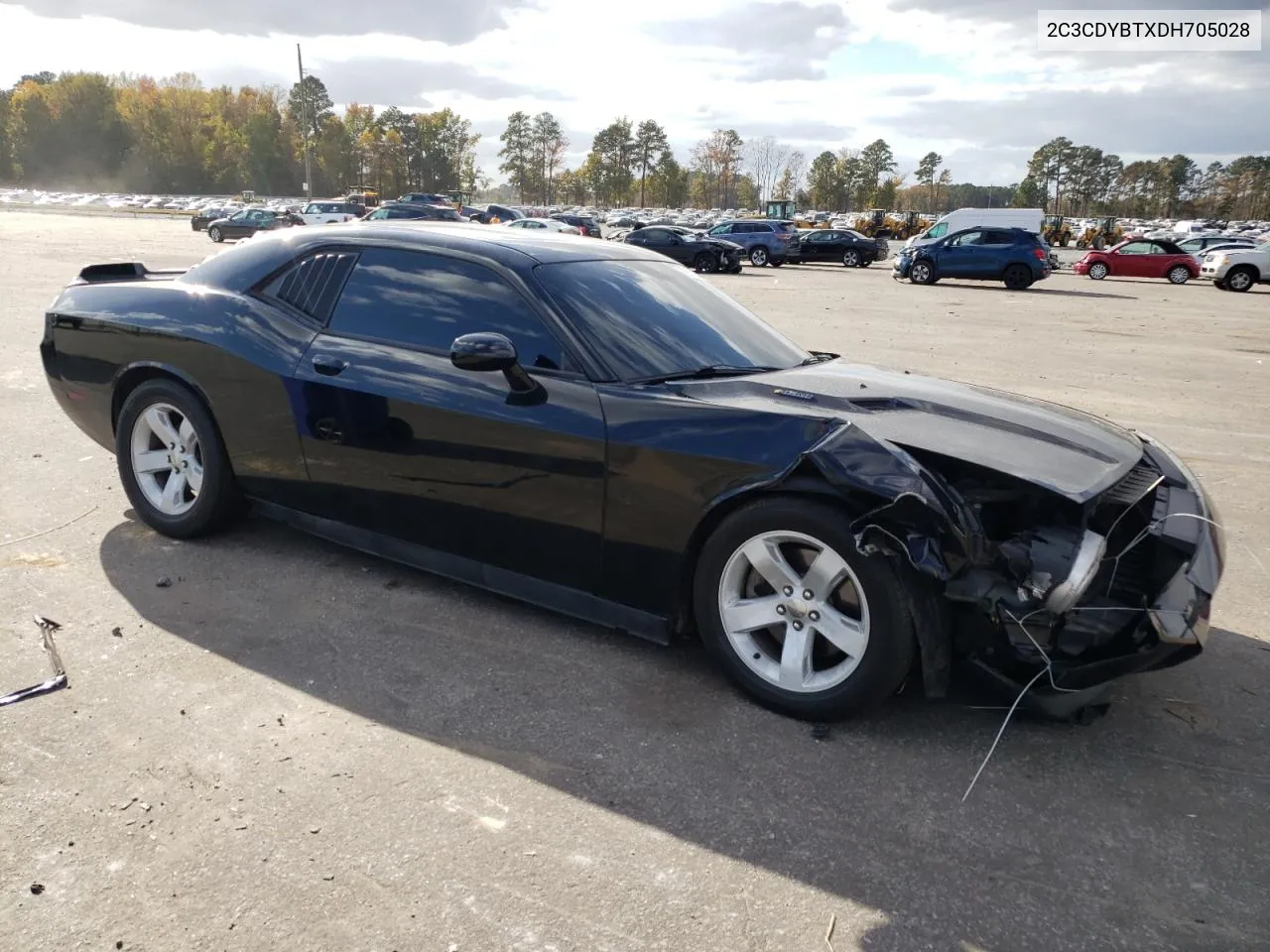 2013 Dodge Challenger R/T VIN: 2C3CDYBTXDH705028 Lot: 79052844