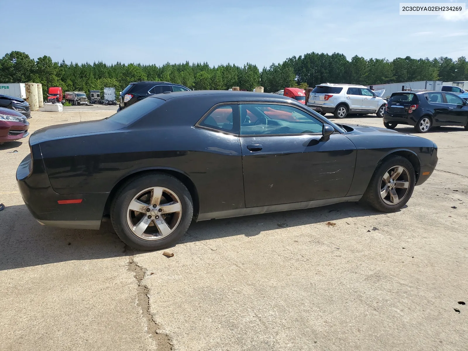 2C3CDYAG2EH234269 2014 Dodge Challenger Sxt