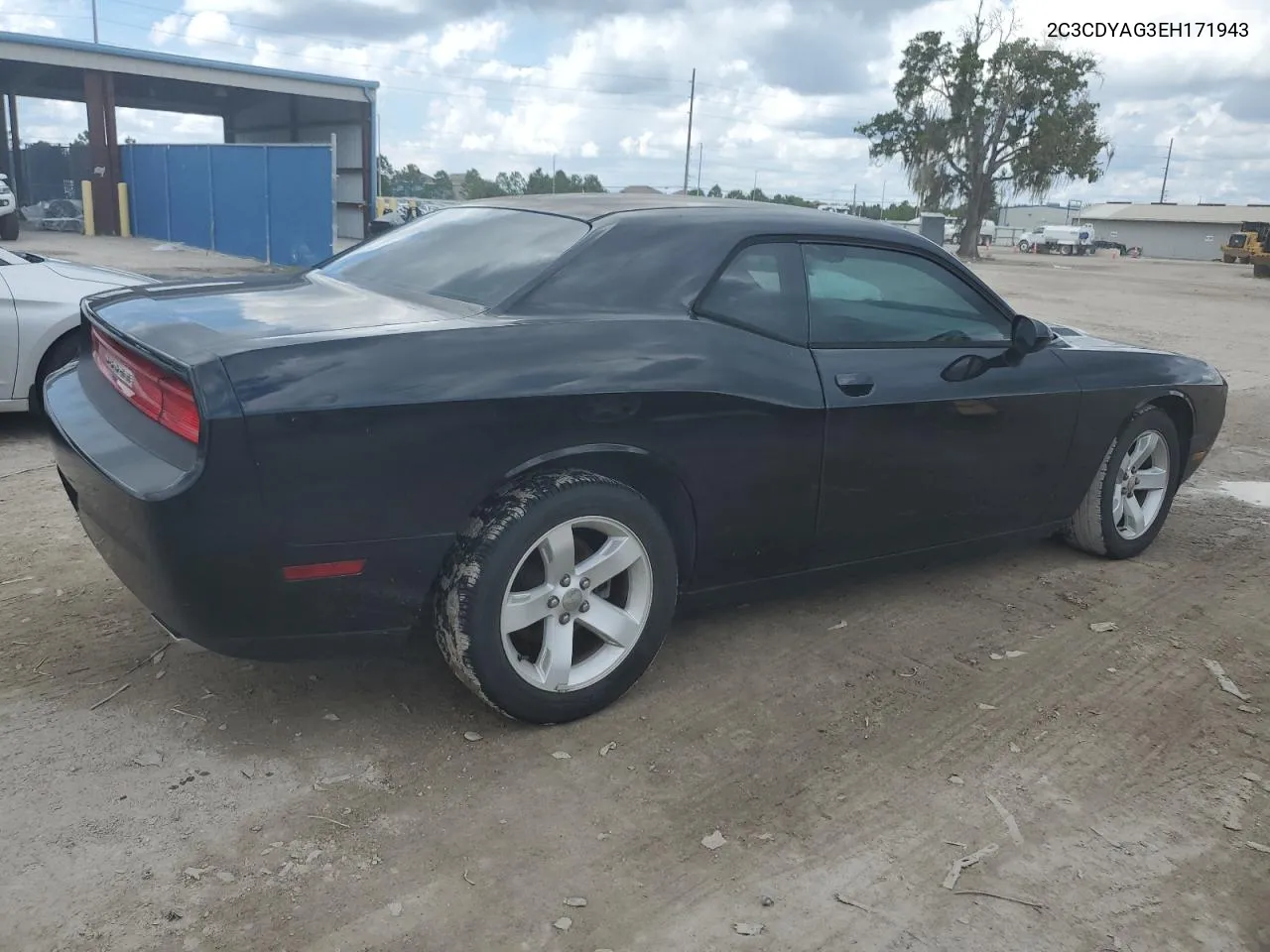 2C3CDYAG3EH171943 2014 Dodge Challenger Sxt