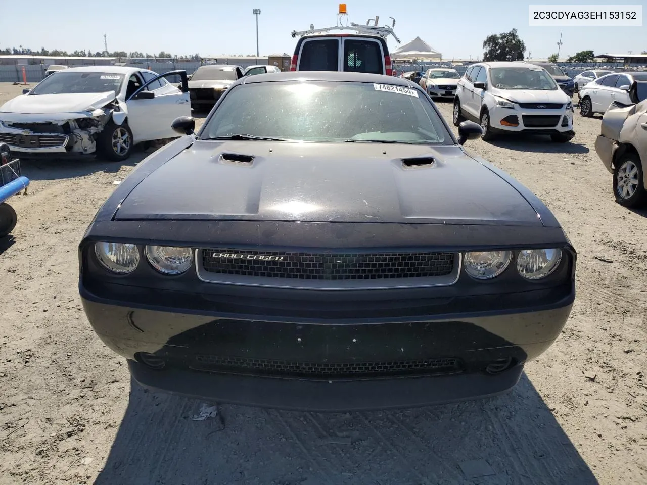 2014 Dodge Challenger Sxt VIN: 2C3CDYAG3EH153152 Lot: 74821454