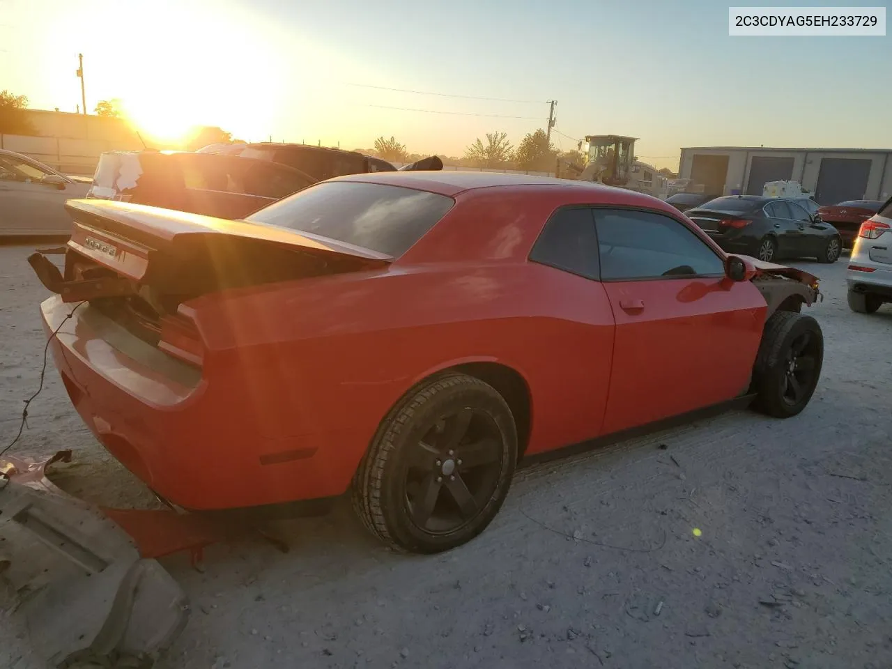 2C3CDYAG5EH233729 2014 Dodge Challenger Sxt