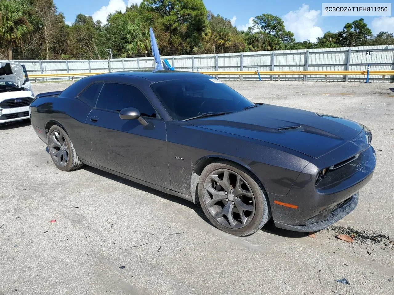 2015 Dodge Challenger Sxt VIN: 2C3CDZAT1FH811250 Lot: 76159204