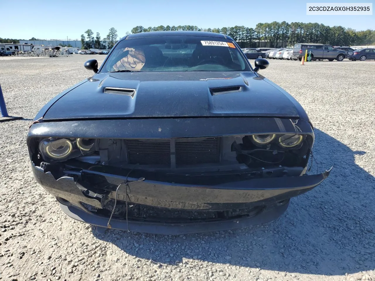 2C3CDZAGXGH352935 2016 Dodge Challenger Sxt