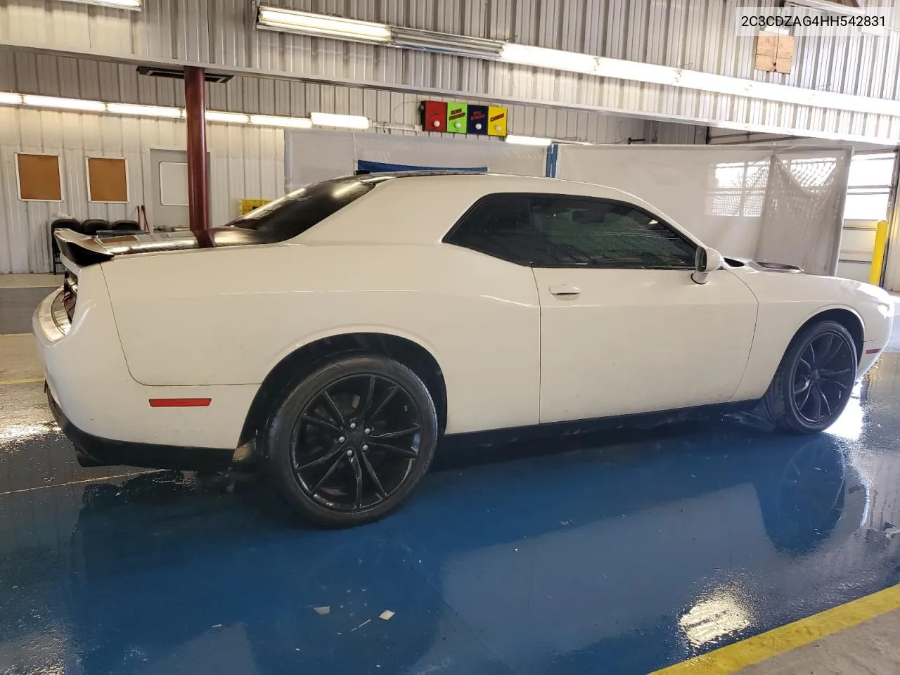 2017 Dodge Challenger Sxt VIN: 2C3CDZAG4HH542831 Lot: 71466194