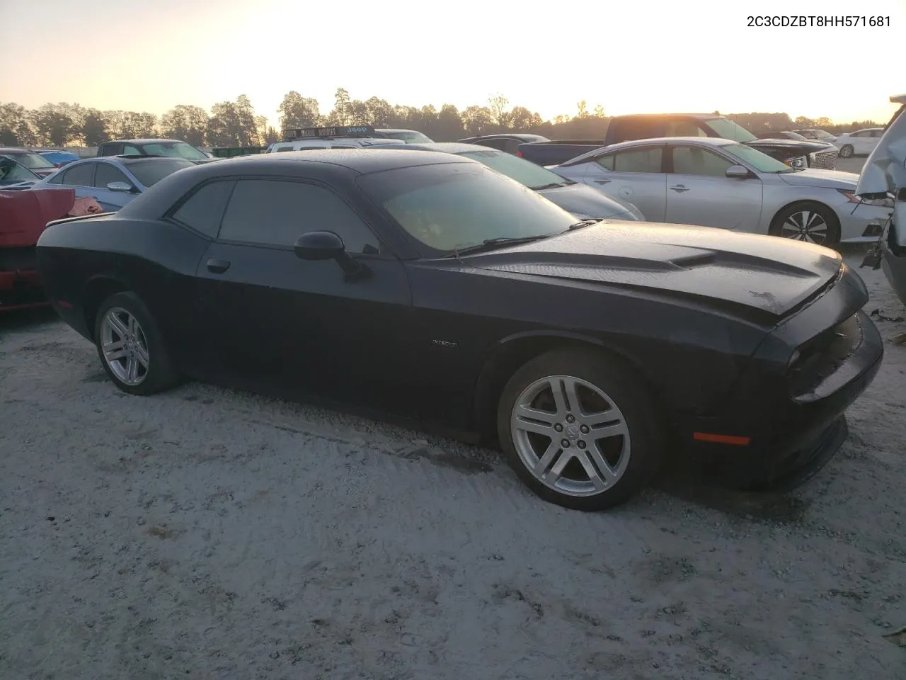 2017 Dodge Challenger R/T VIN: 2C3CDZBT8HH571681 Lot: 75917424