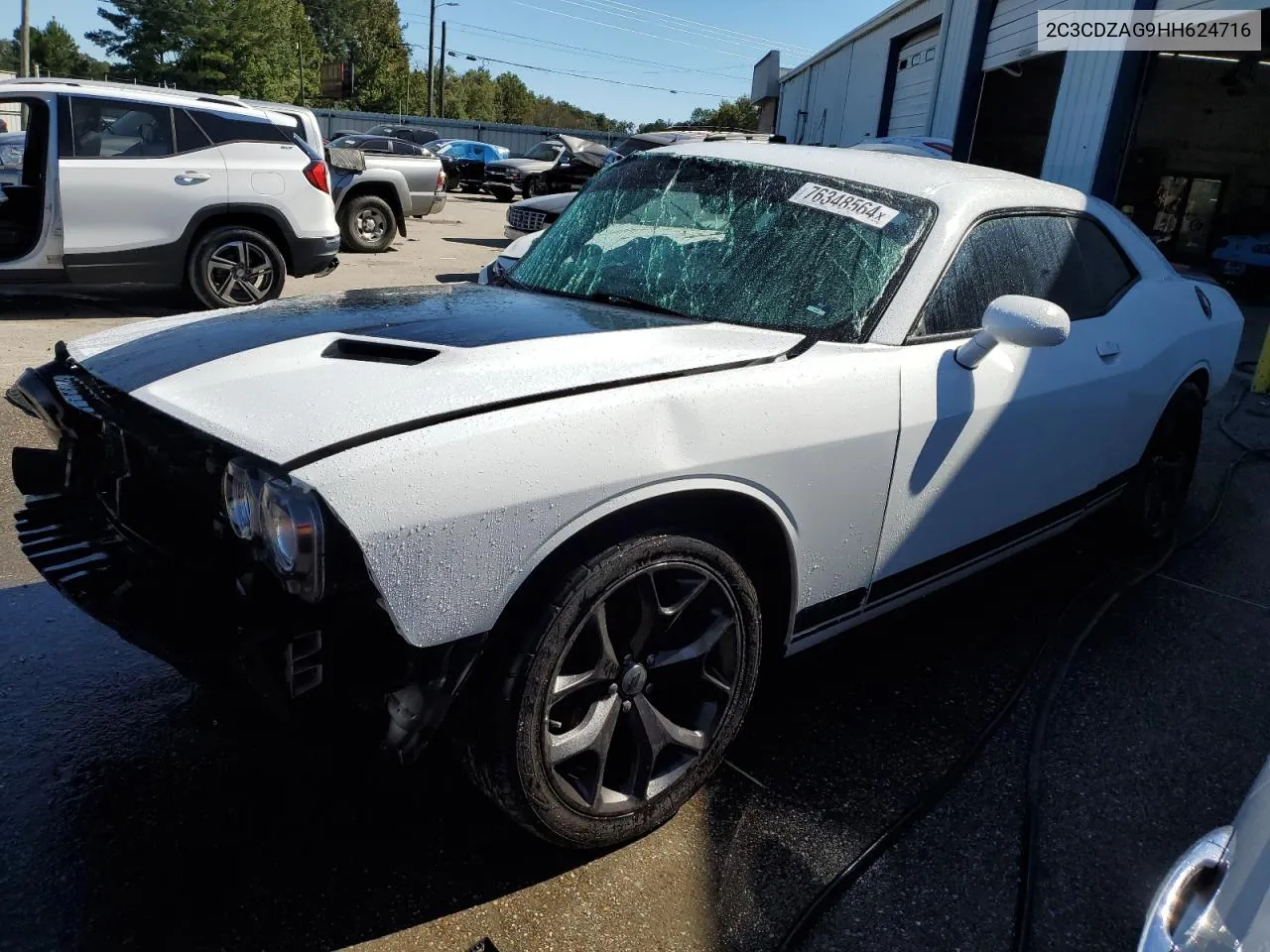 2017 Dodge Challenger Sxt VIN: 2C3CDZAG9HH624716 Lot: 76348564