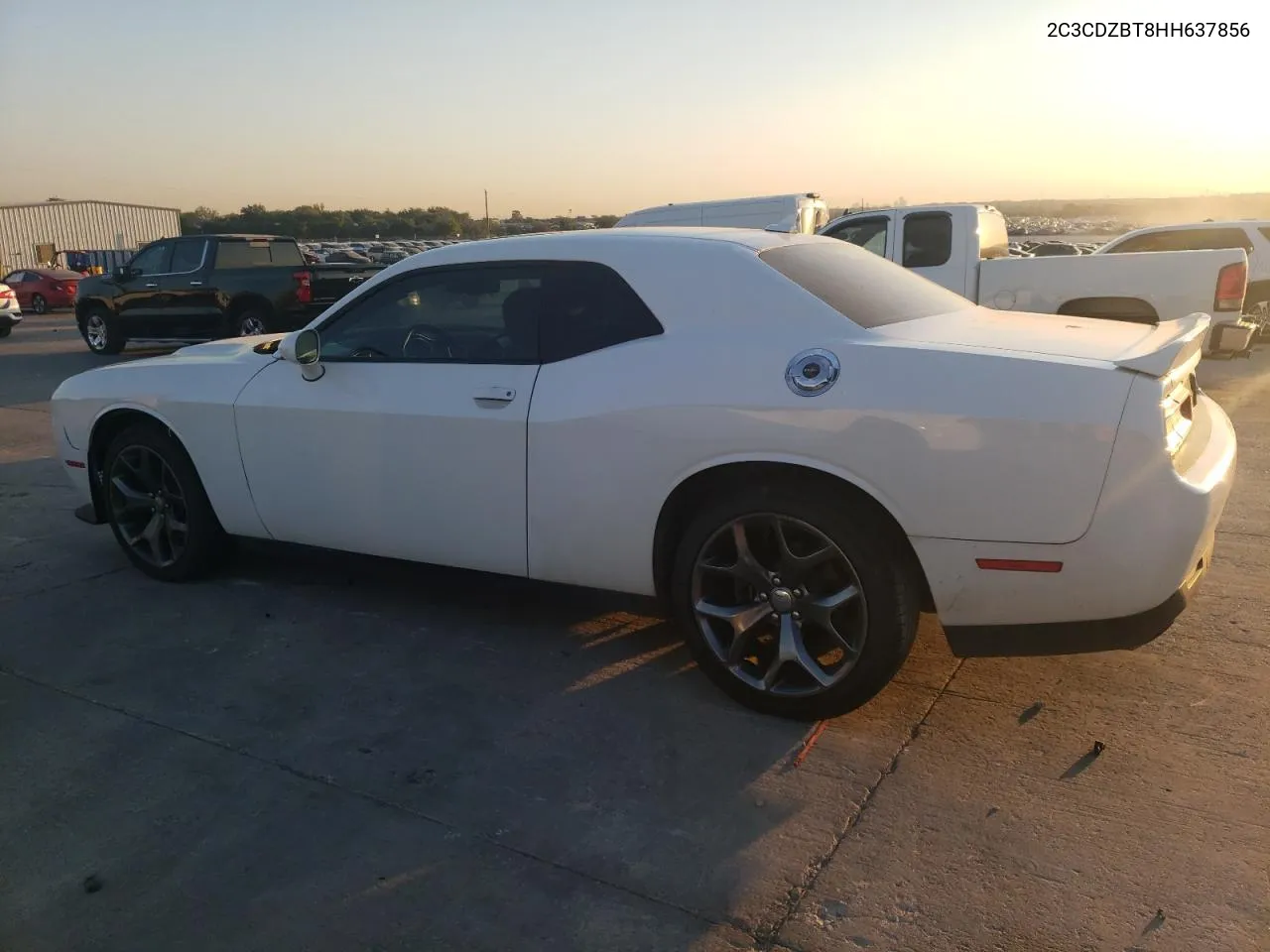 2C3CDZBT8HH637856 2017 Dodge Challenger R/T