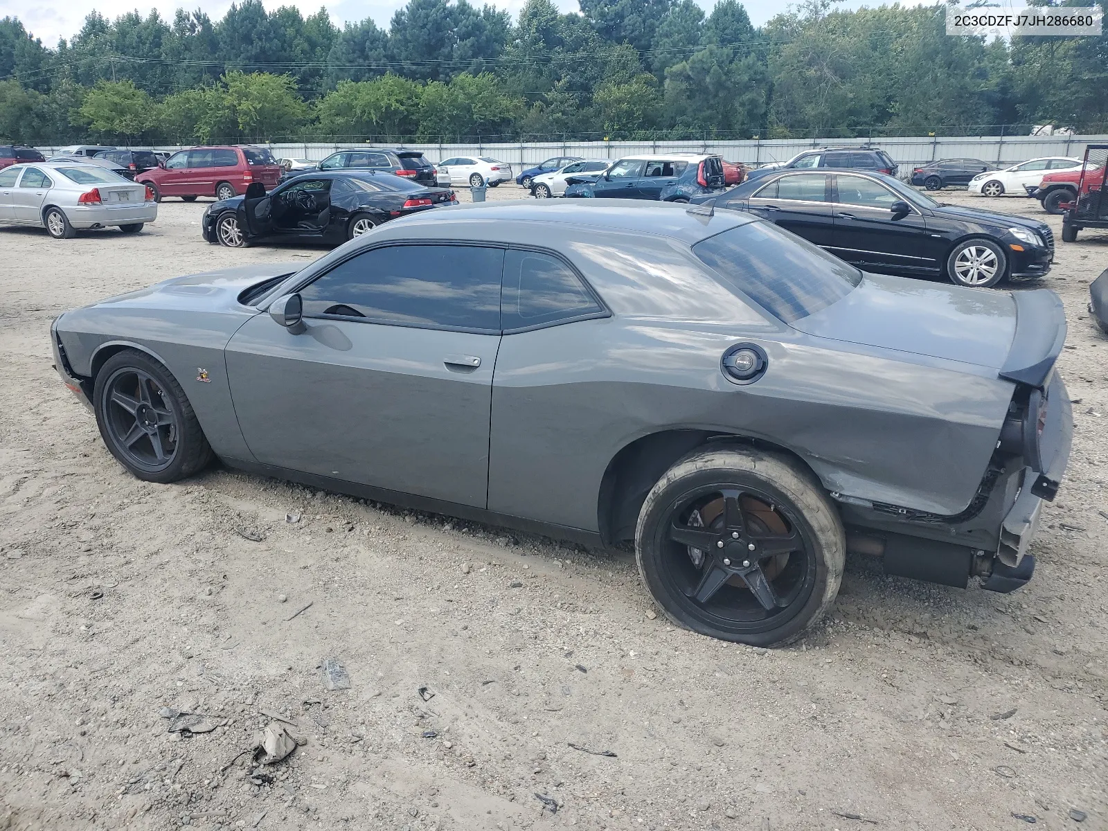 2C3CDZFJ7JH286680 2018 Dodge Challenger R/T 392