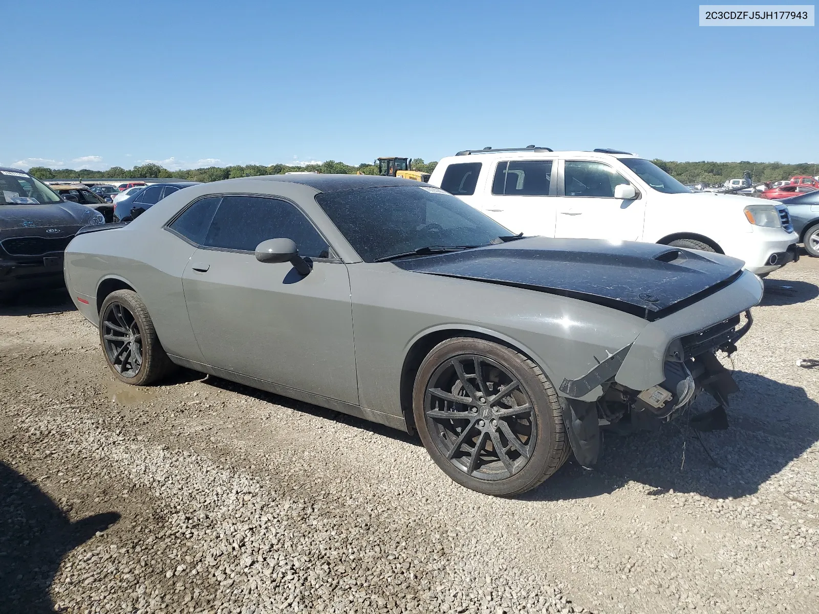 2C3CDZFJ5JH177943 2018 Dodge Challenger R/T 392