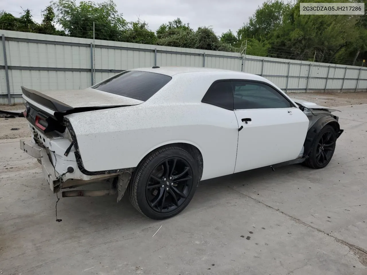 2018 Dodge Challenger Sxt VIN: 2C3CDZAG5JH217286 Lot: 70685204