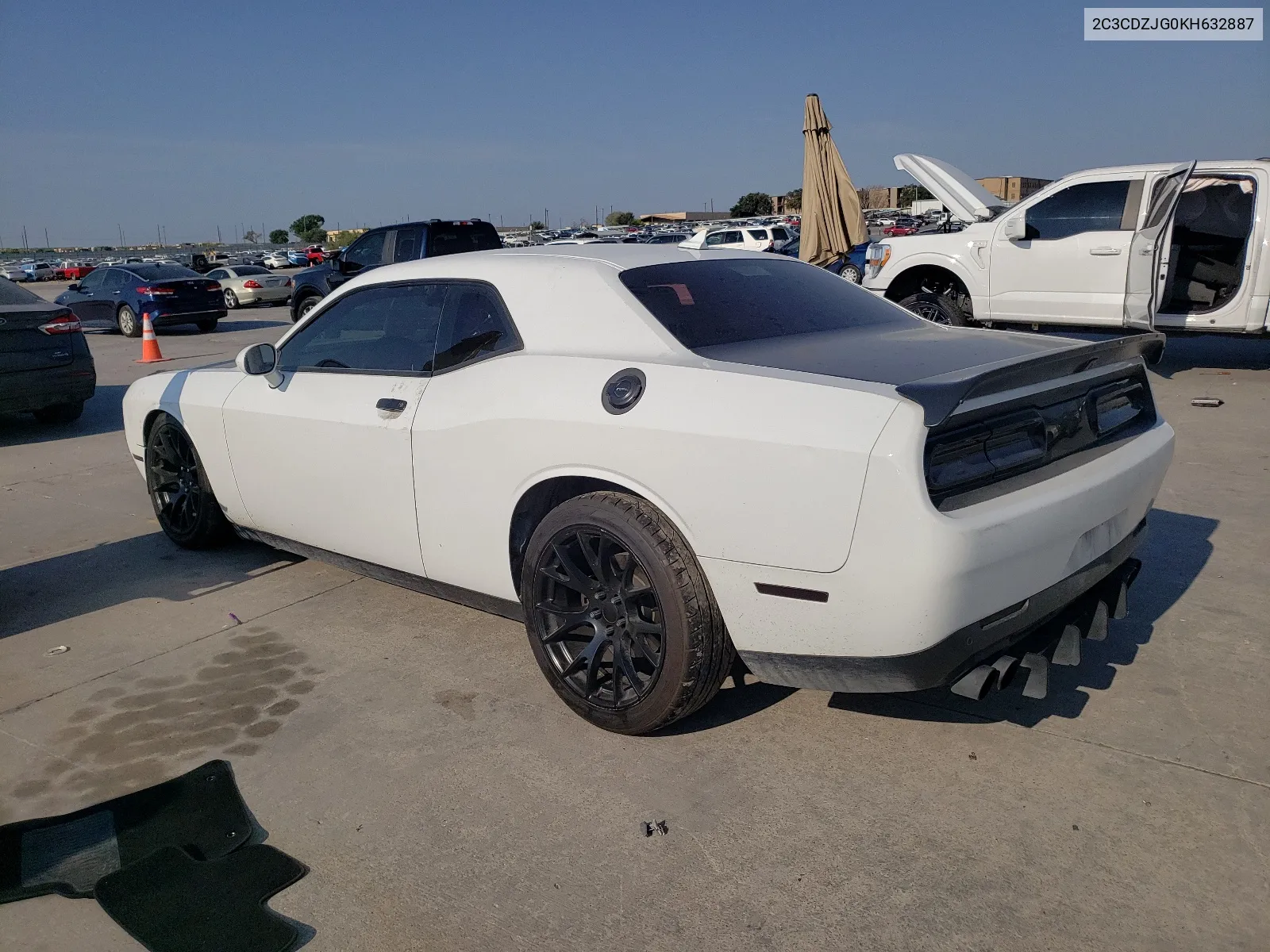 2C3CDZJG0KH632887 2019 Dodge Challenger Gt