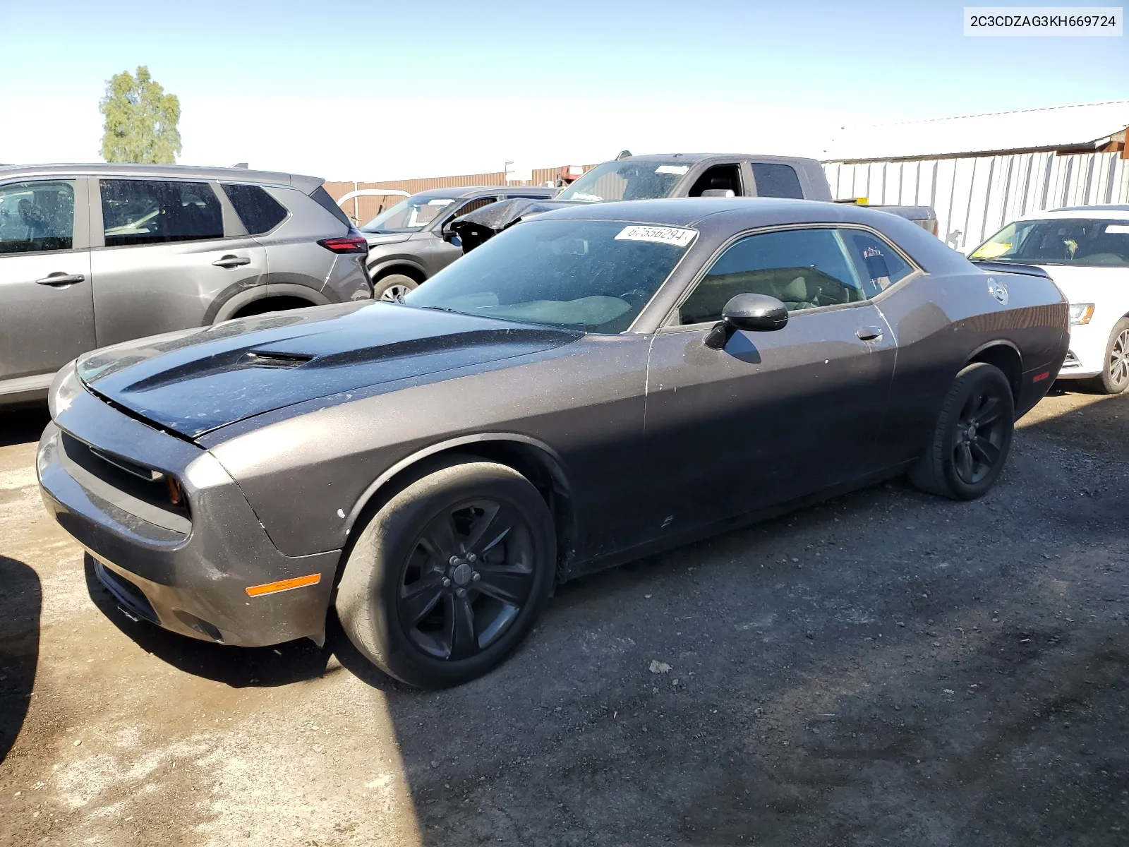 2C3CDZAG3KH669724 2019 Dodge Challenger Sxt