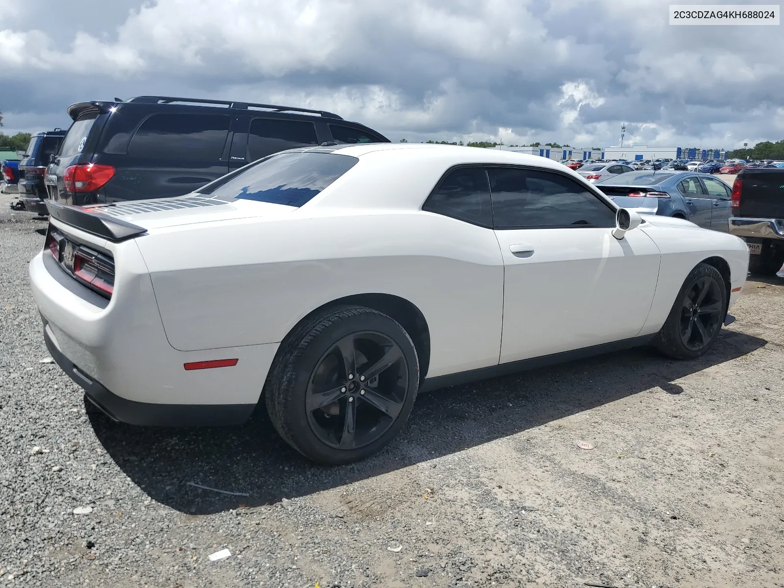 2019 Dodge Challenger Sxt VIN: 2C3CDZAG4KH688024 Lot: 68273984