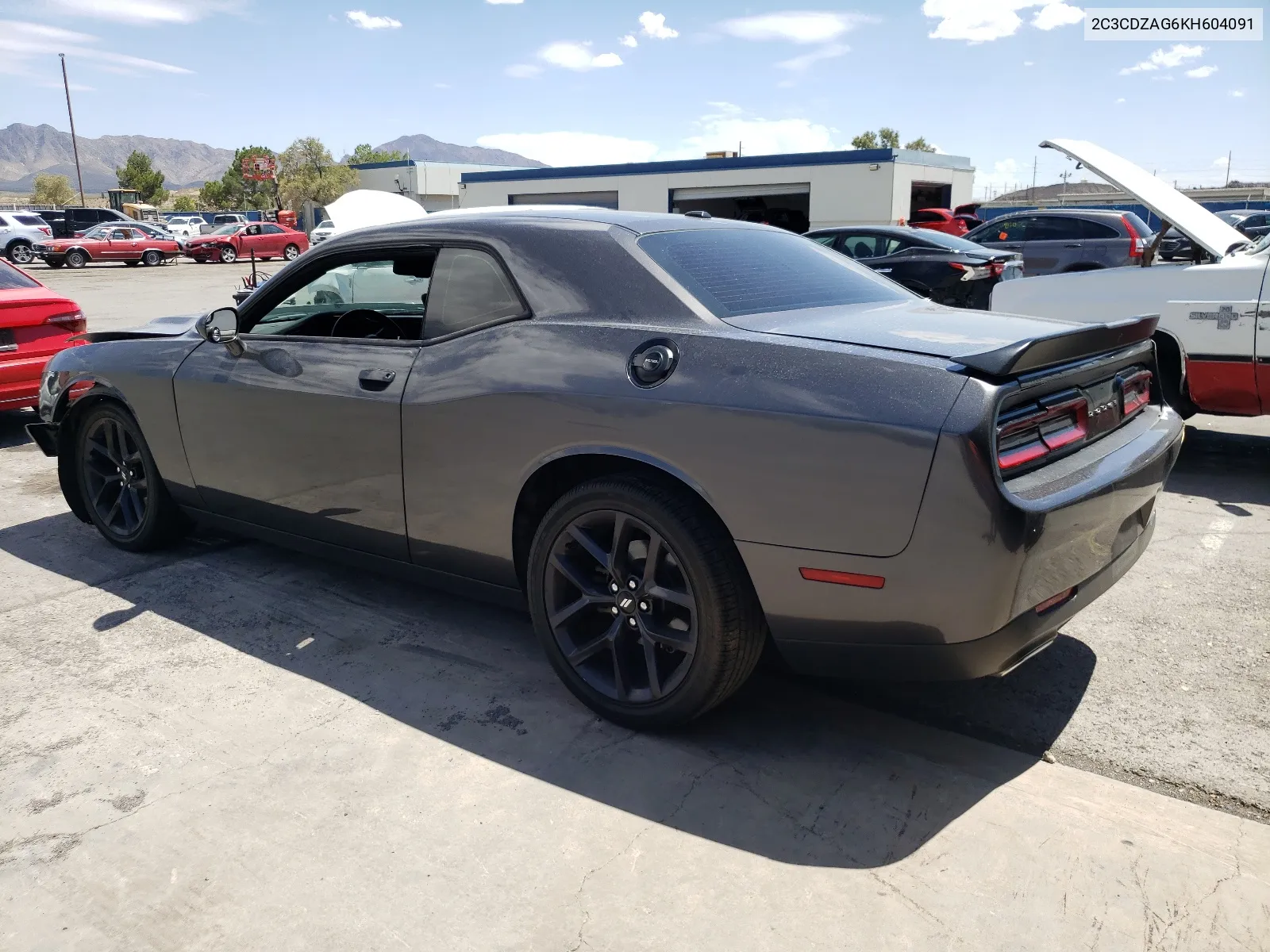 2019 Dodge Challenger Sxt VIN: 2C3CDZAG6KH604091 Lot: 68570234