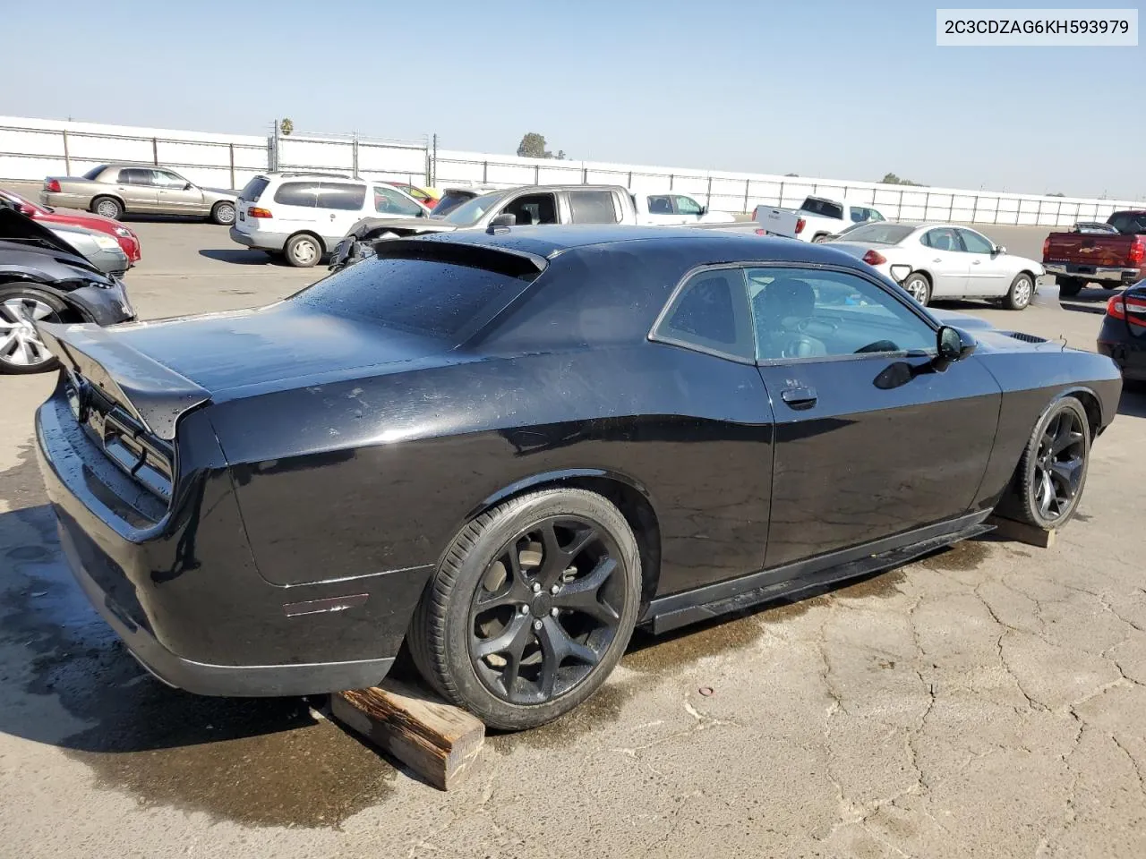 2C3CDZAG6KH593979 2019 Dodge Challenger Sxt