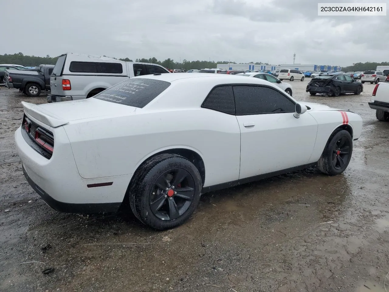 2019 Dodge Challenger Sxt VIN: 2C3CDZAG4KH642161 Lot: 70494634