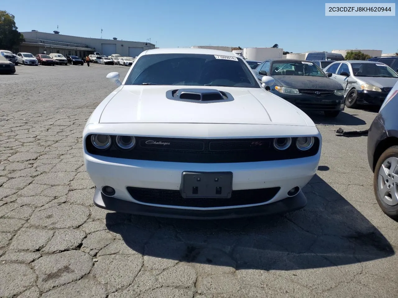 2019 Dodge Challenger R/T Scat Pack VIN: 2C3CDZFJ8KH620944 Lot: 71009014