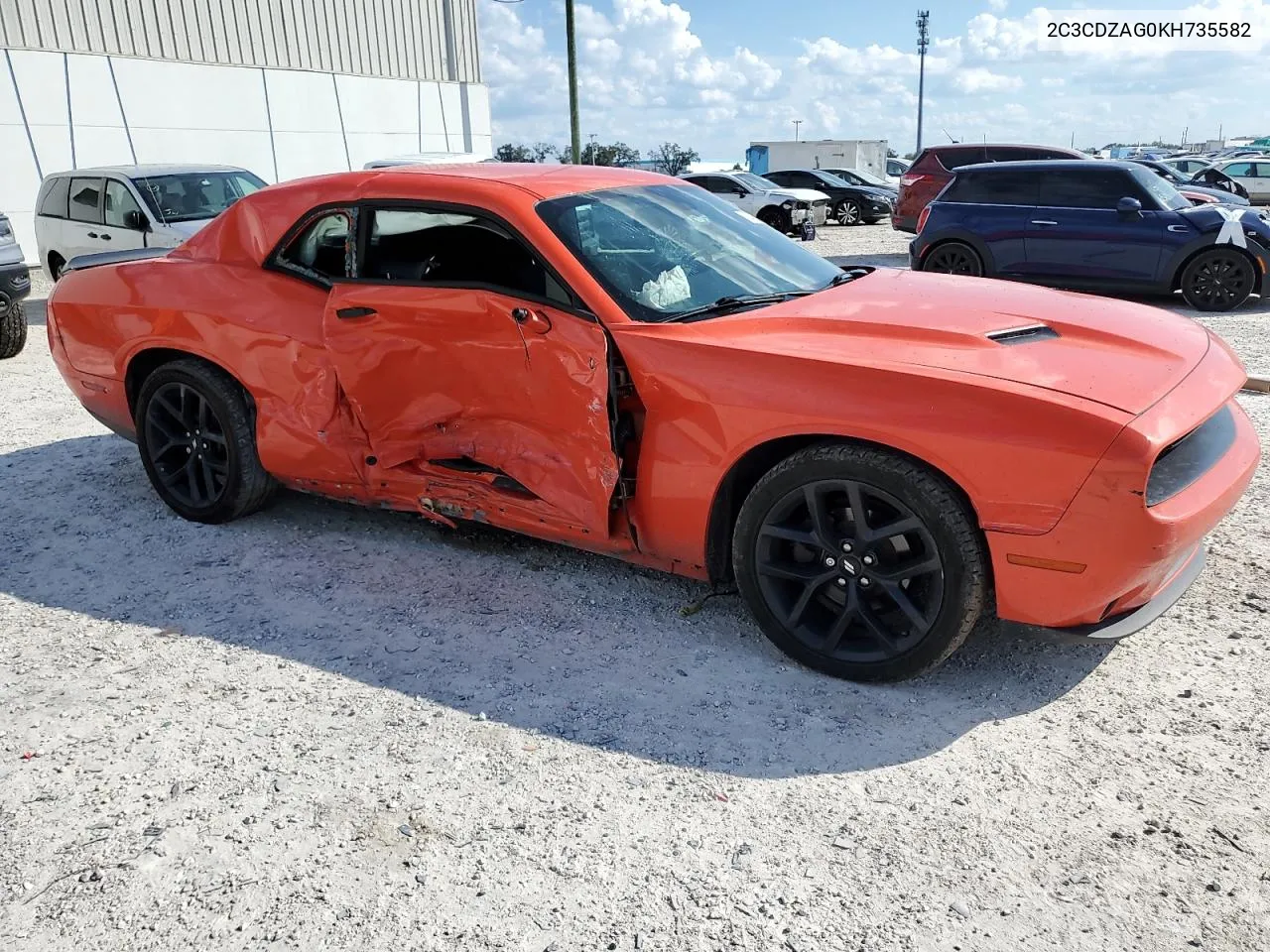 2019 Dodge Challenger Sxt VIN: 2C3CDZAG0KH735582 Lot: 72047554