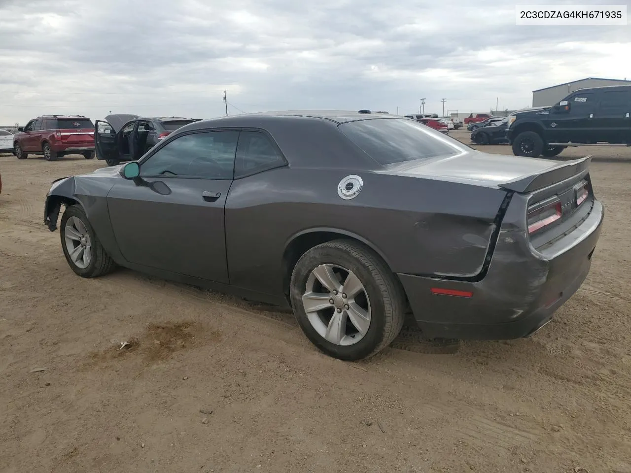 2019 Dodge Challenger Sxt VIN: 2C3CDZAG4KH671935 Lot: 72607374